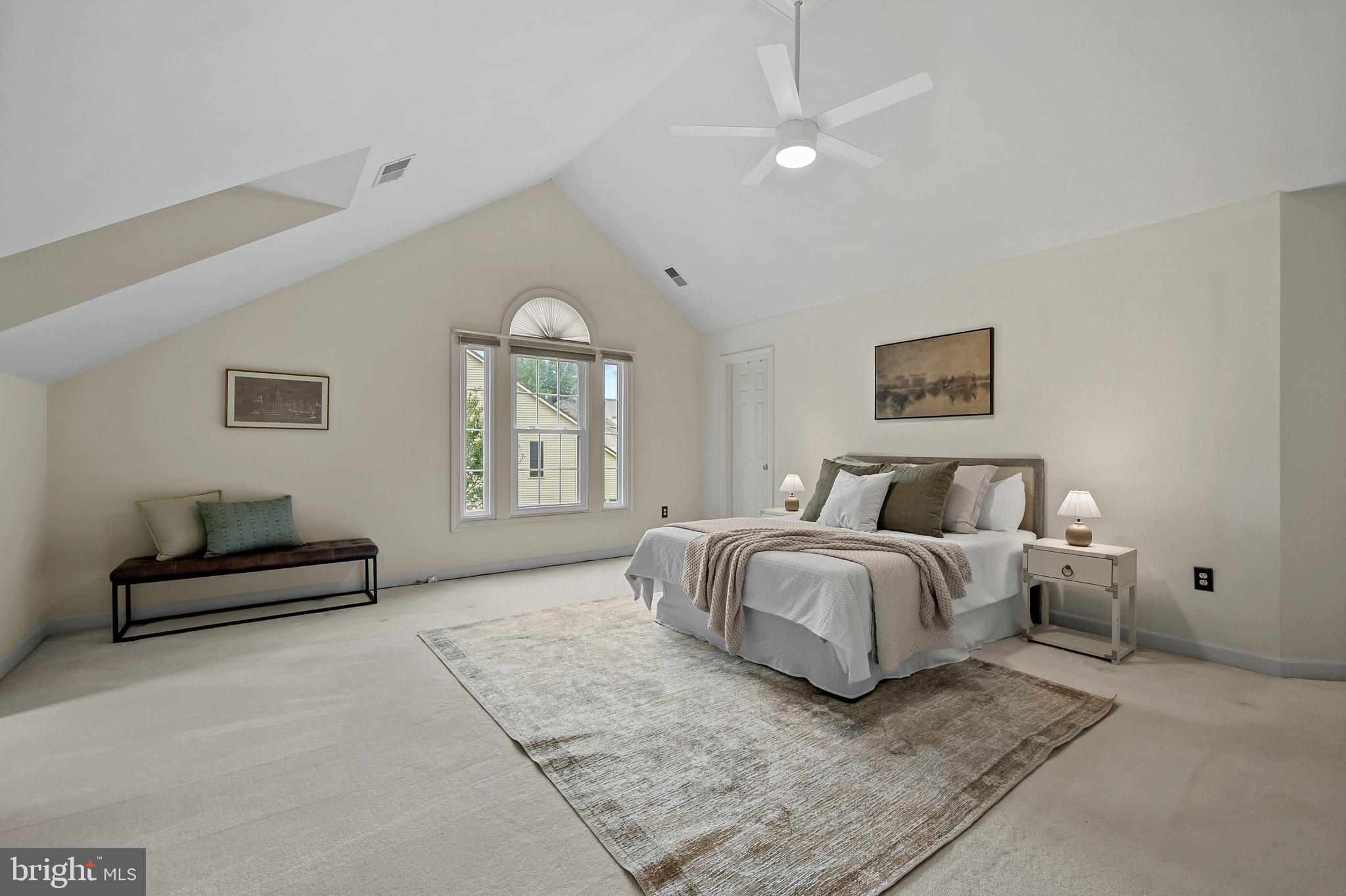 QUINCE ORCHARD KNOLLS - Residential