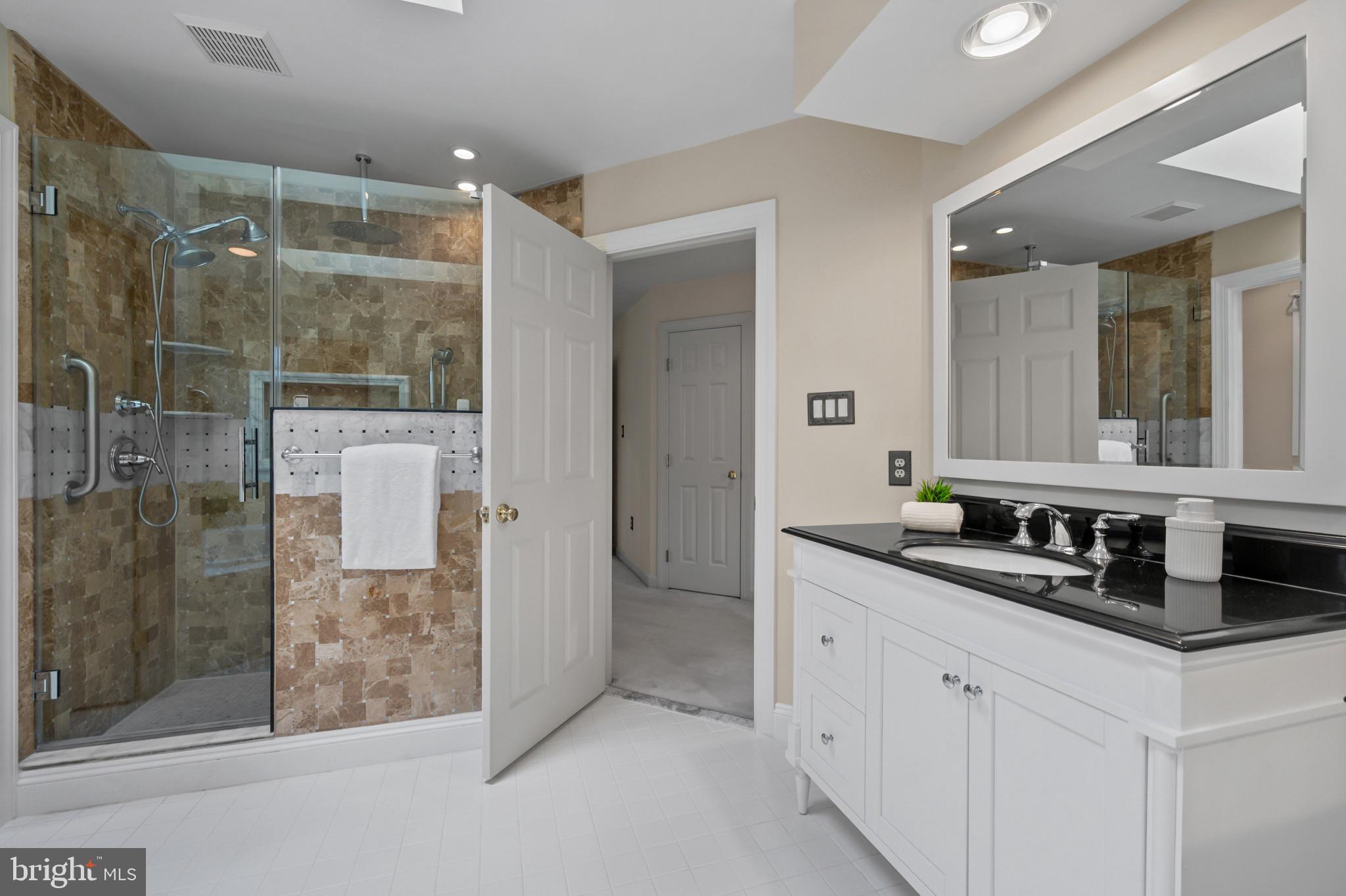 QUINCE ORCHARD KNOLLS - Residential