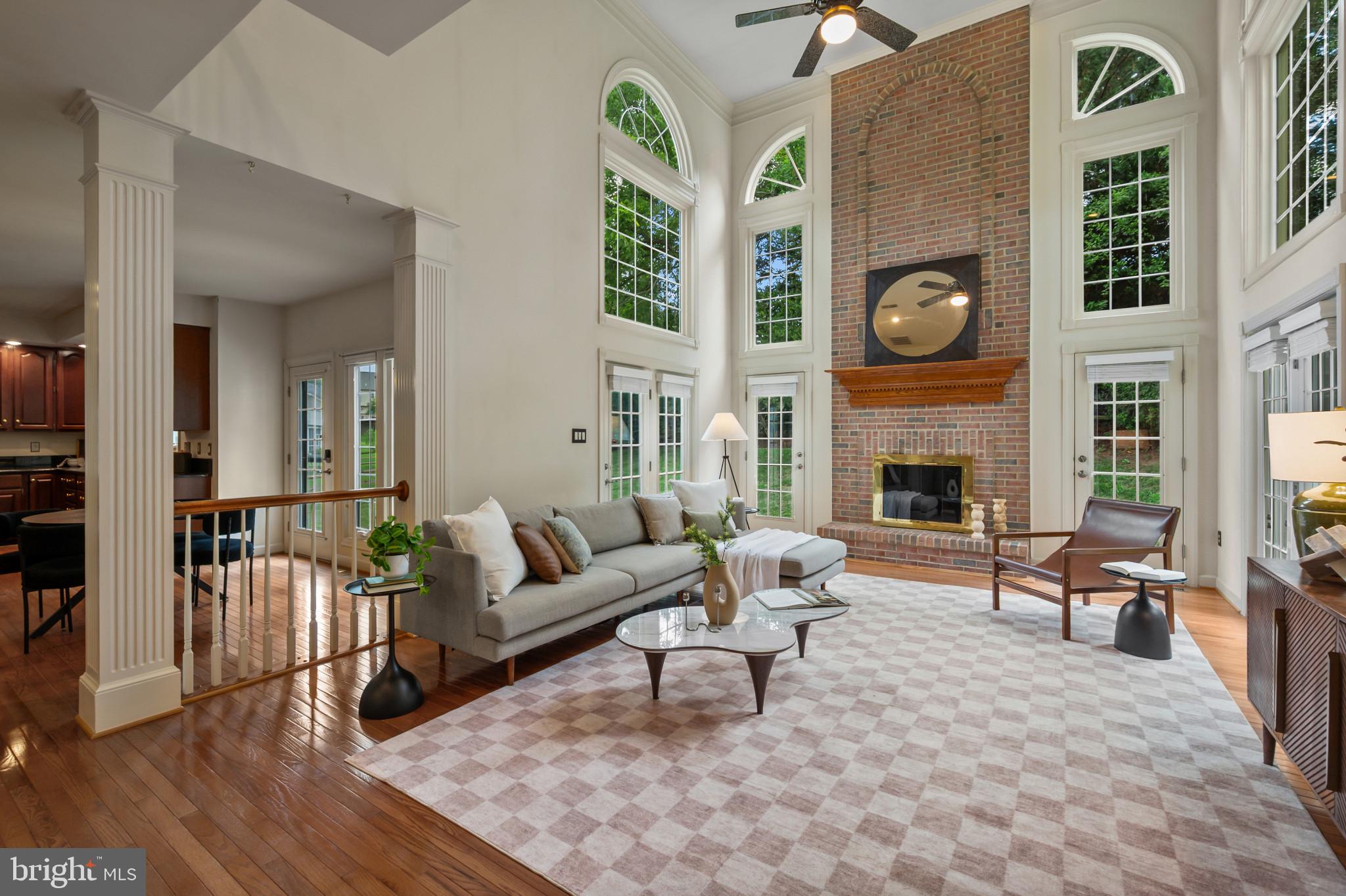 QUINCE ORCHARD KNOLLS - Residential