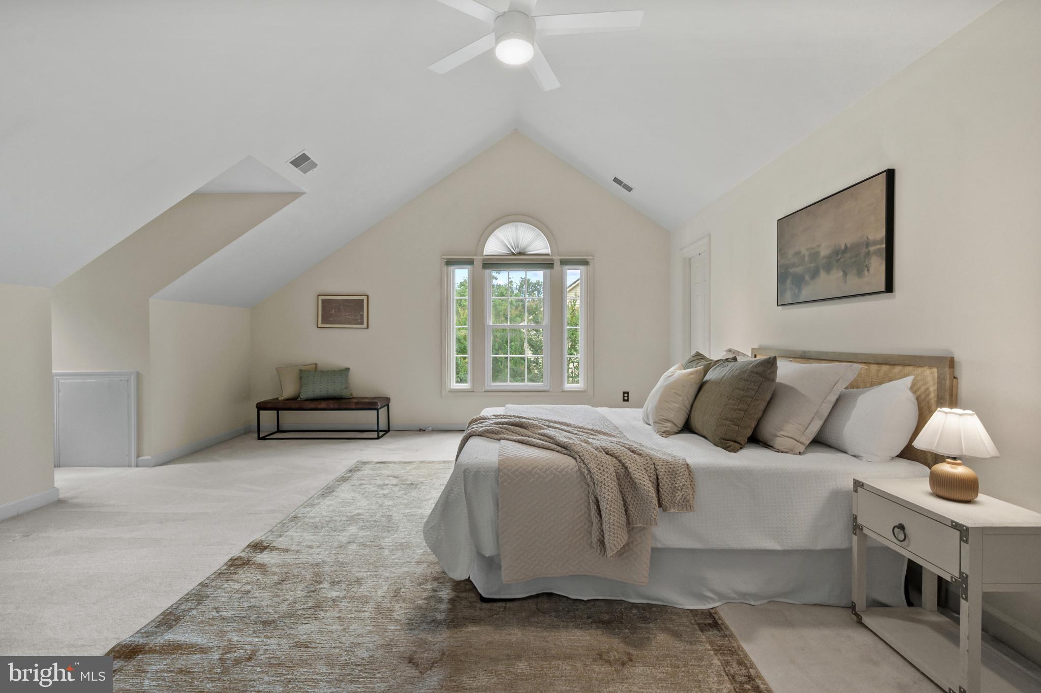 QUINCE ORCHARD KNOLLS - Residential
