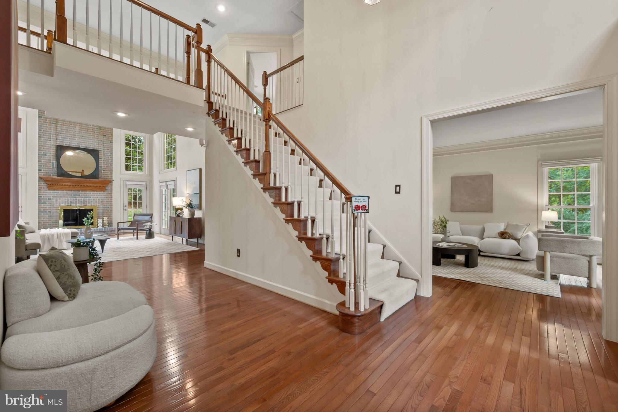 QUINCE ORCHARD KNOLLS - Residential