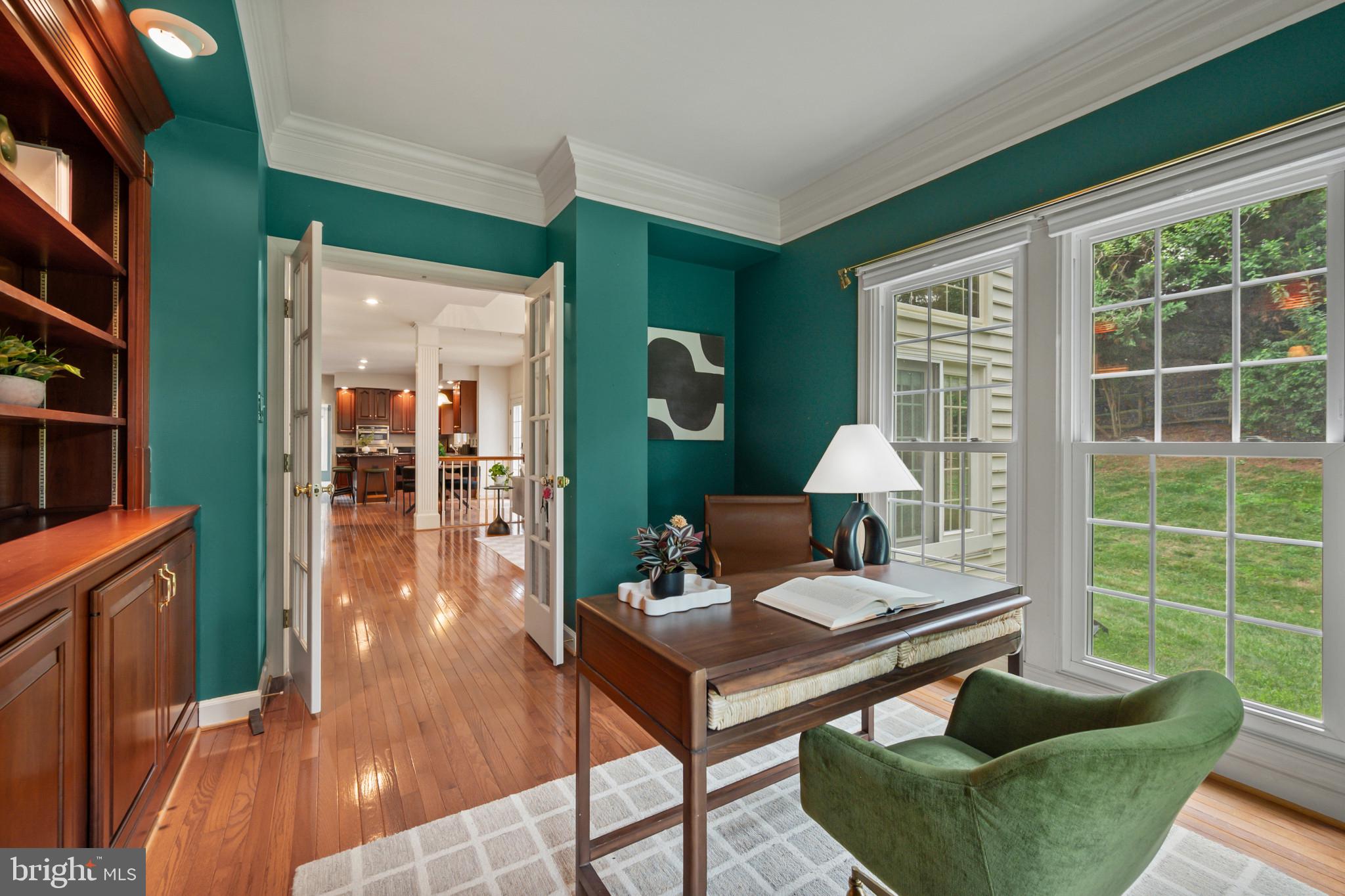 QUINCE ORCHARD KNOLLS - Residential