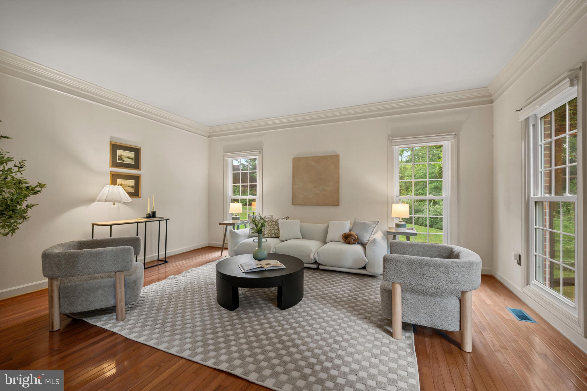 QUINCE ORCHARD KNOLLS - Residential