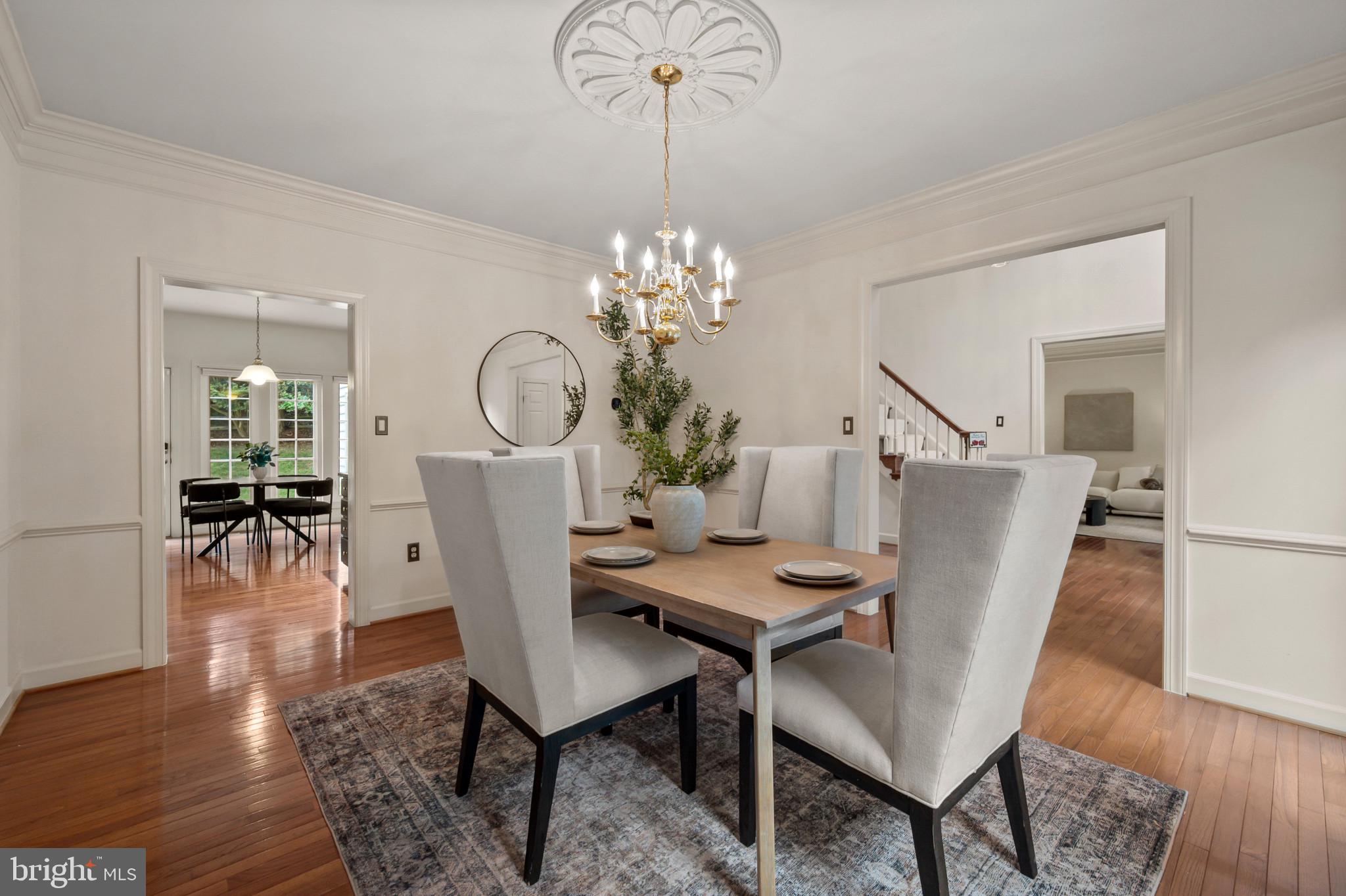 QUINCE ORCHARD KNOLLS - Residential