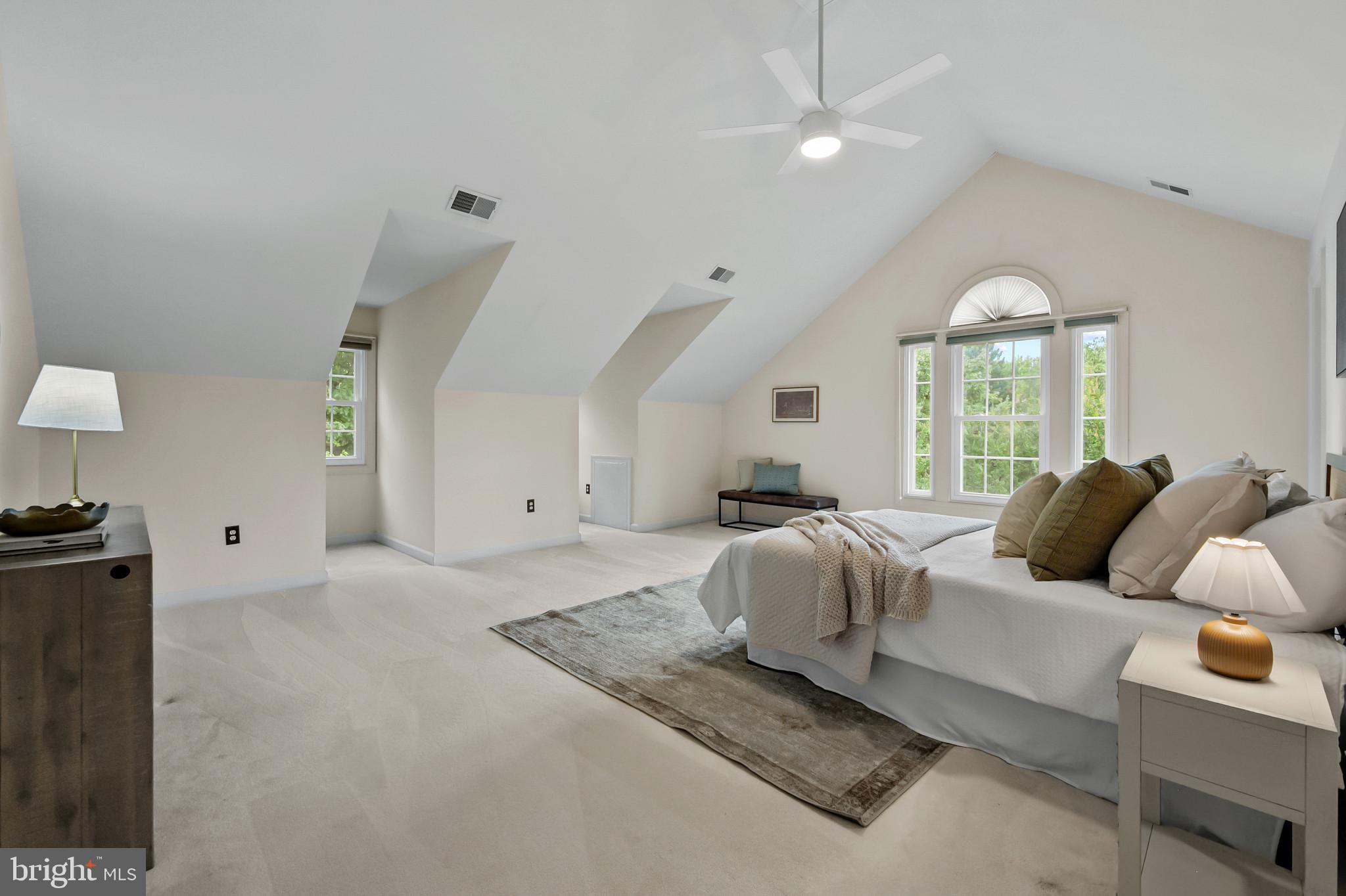 QUINCE ORCHARD KNOLLS - Residential