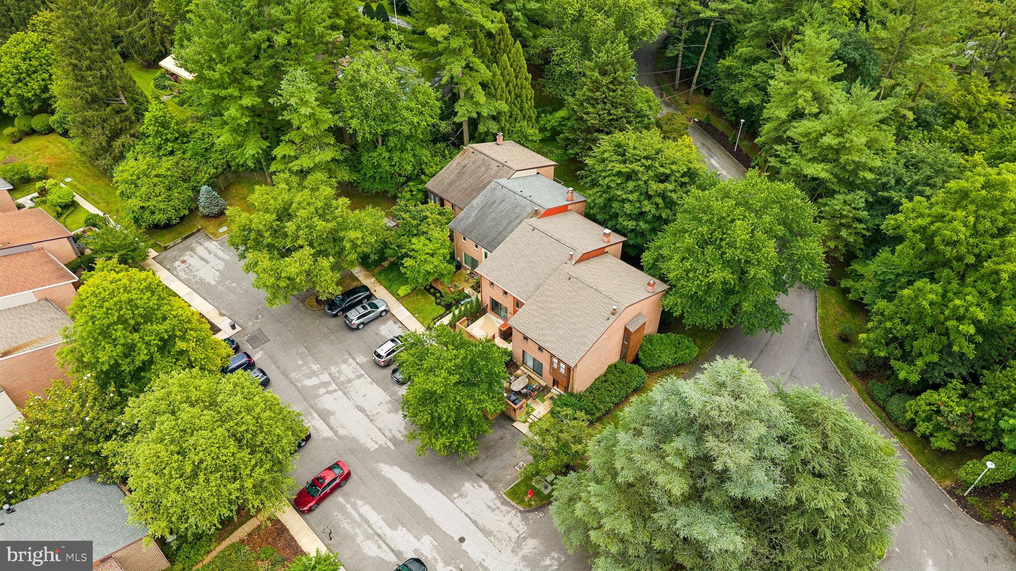 BUCKINGHAM MANOR - Residential