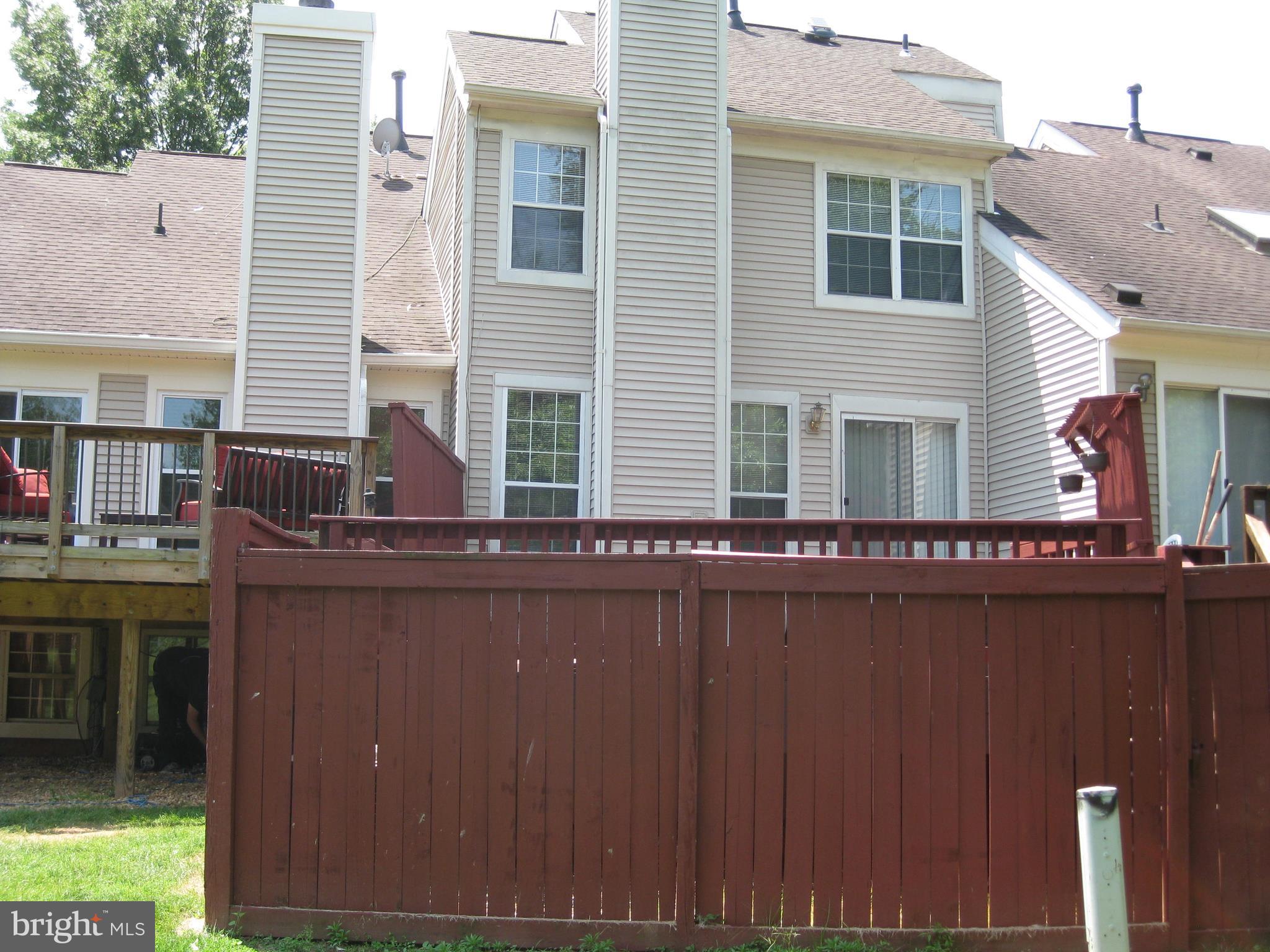 WOODGATE VILLAGE - Residential Lease