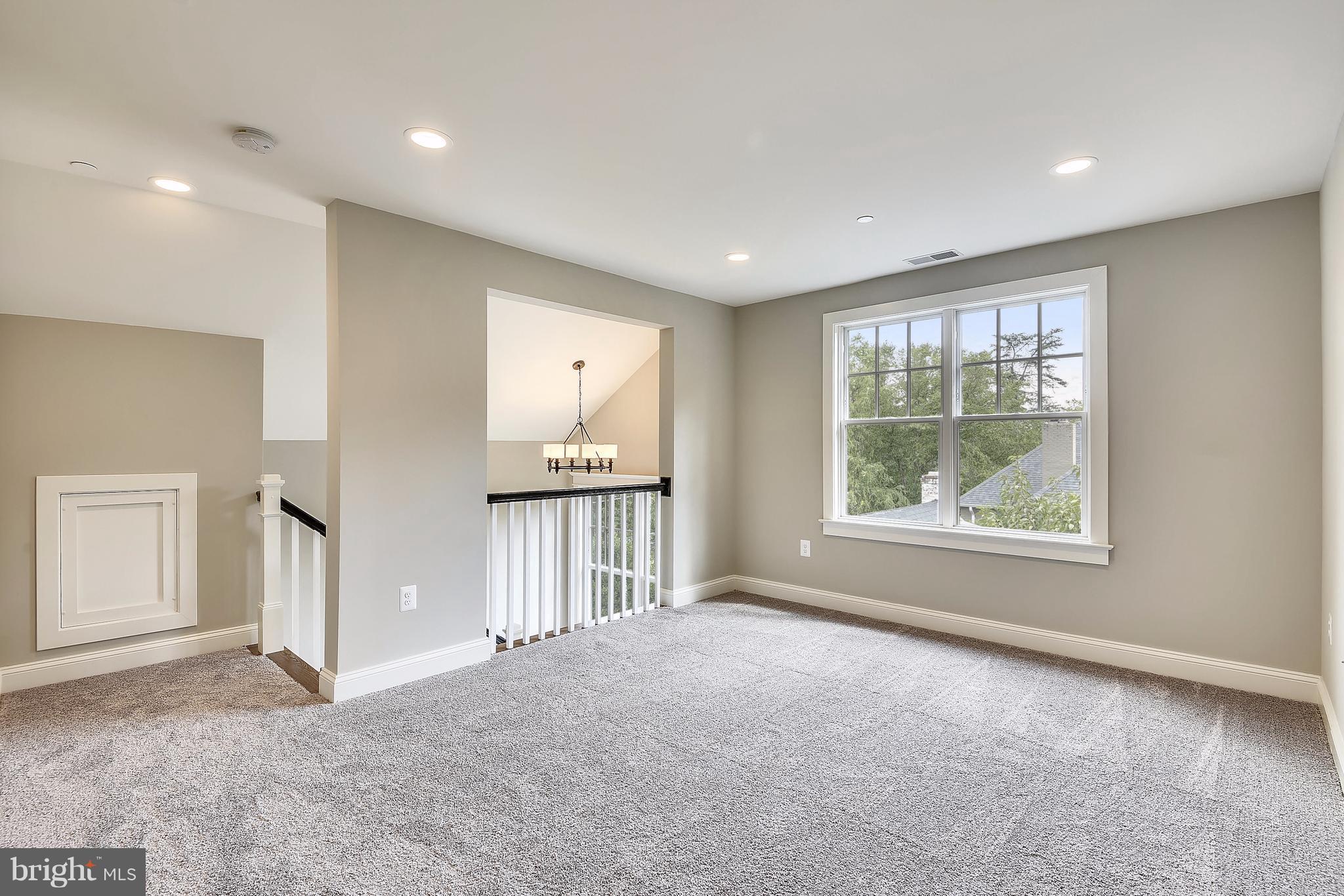 HUNTINGTON TERRACE - Residential