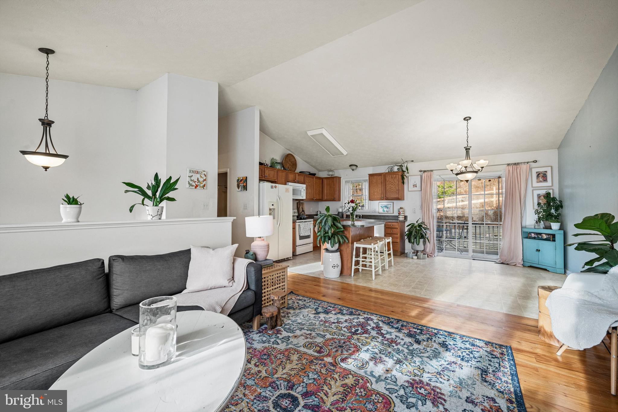 SHAWNEELAND - Residential