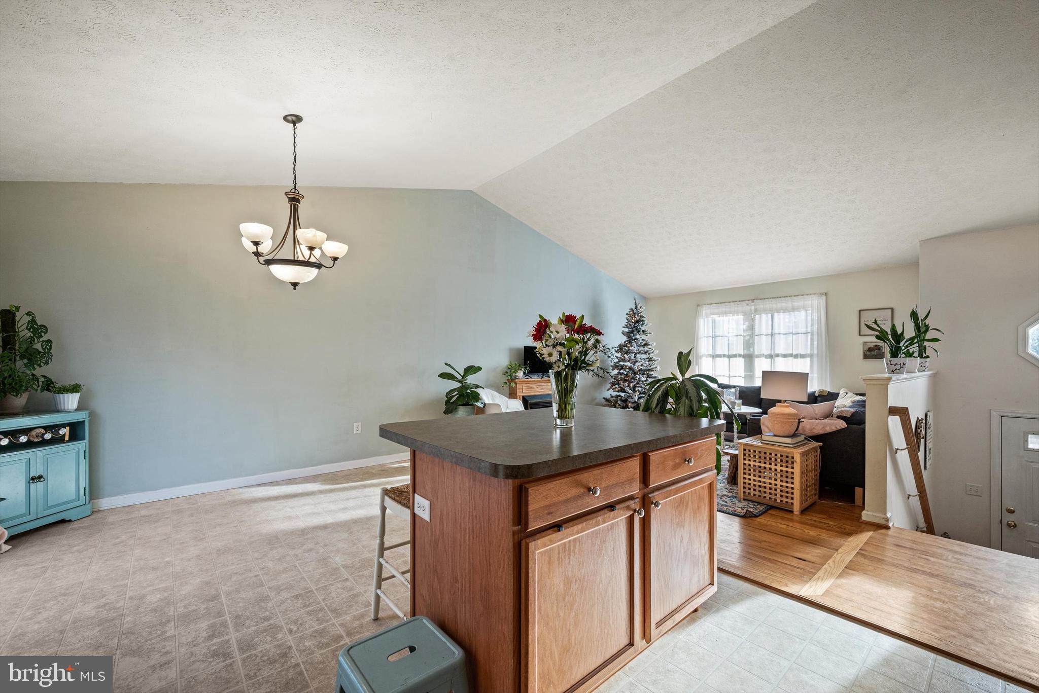 SHAWNEELAND - Residential