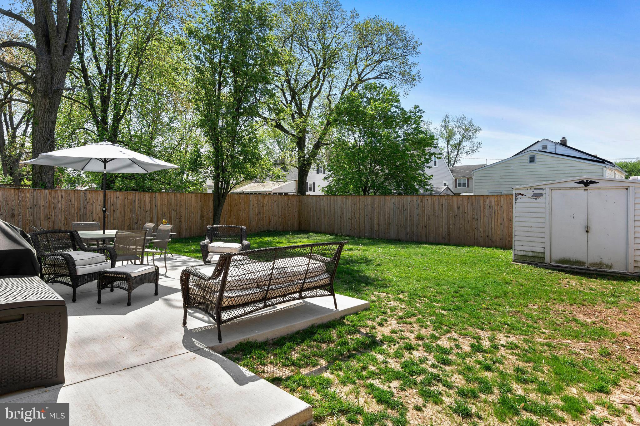ARUNDEL GARDENS - Residential