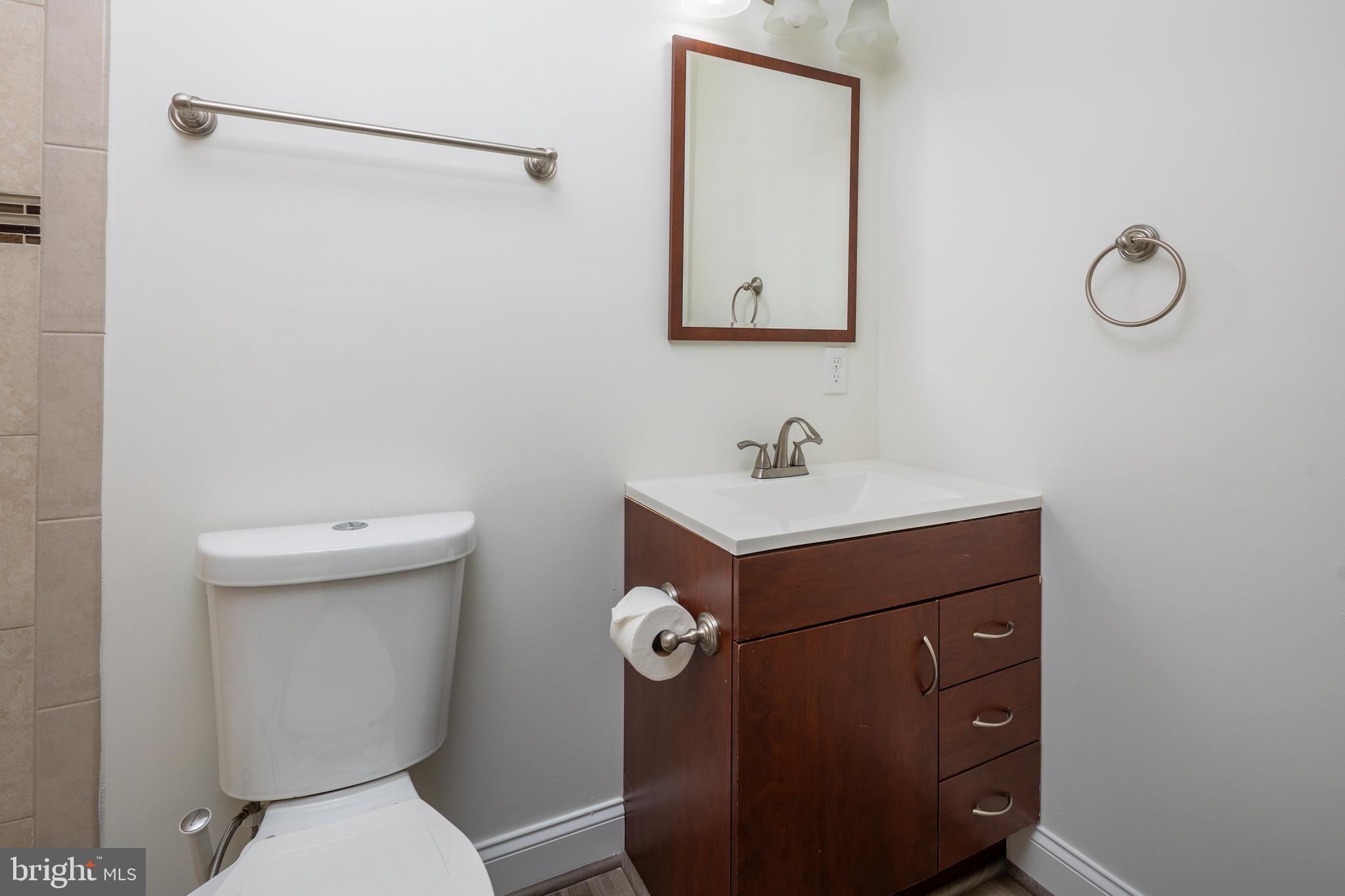 GLEN OAKS - Residential