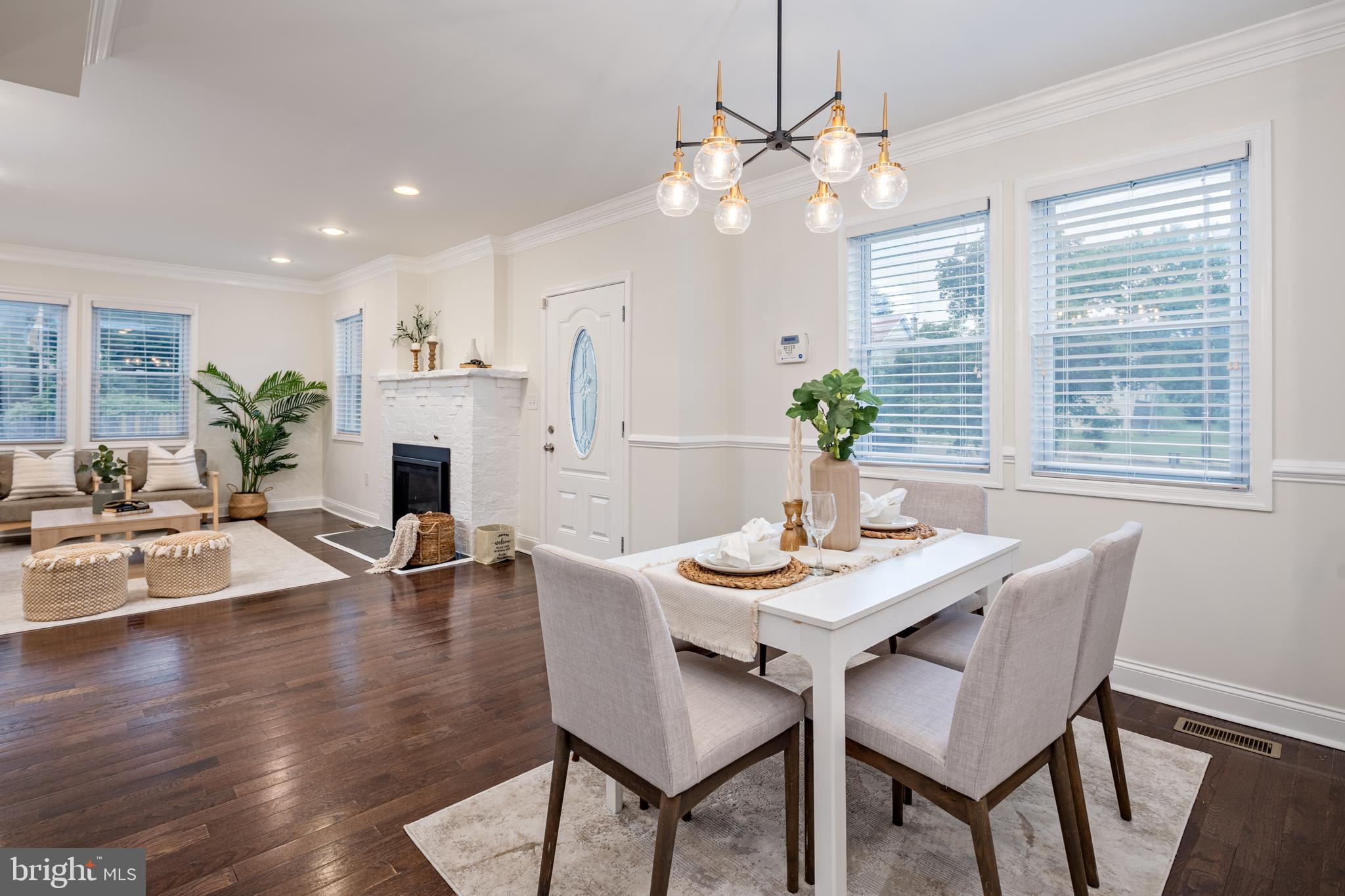 GLEN OAKS - Residential
