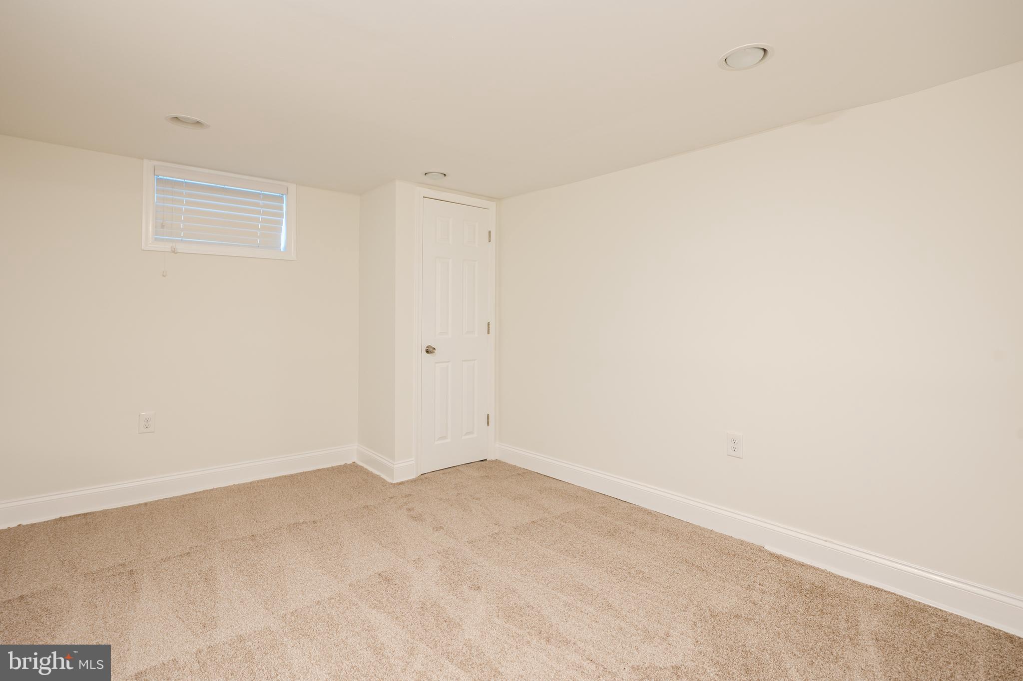 GLEN OAKS - Residential