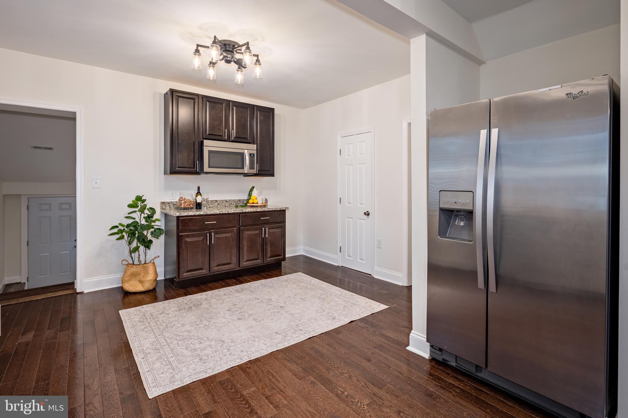 GLEN OAKS - Residential