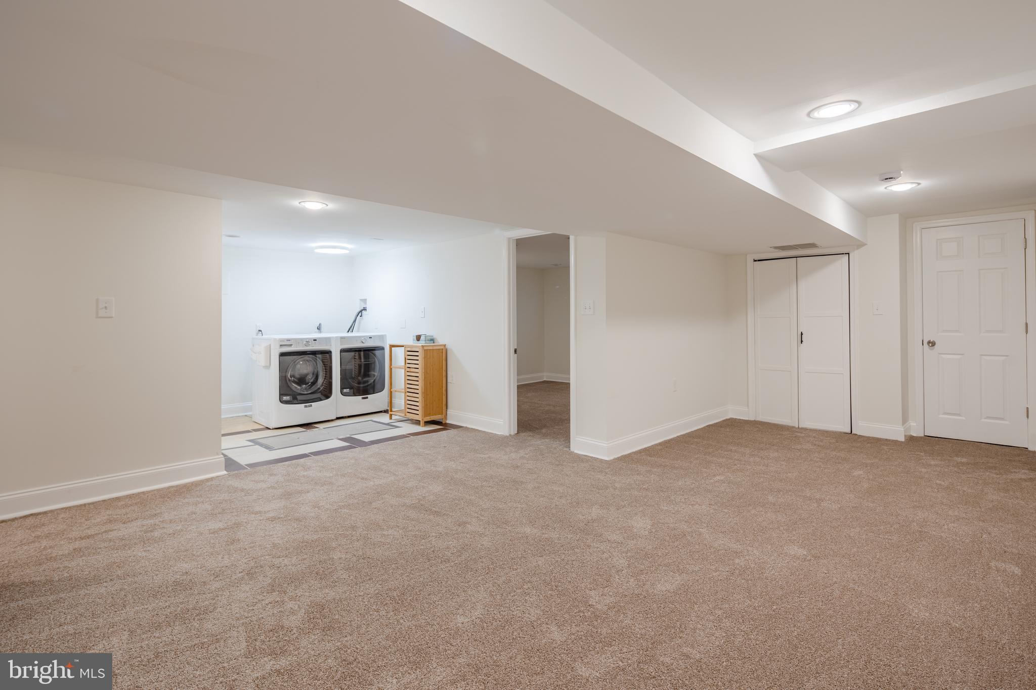 GLEN OAKS - Residential