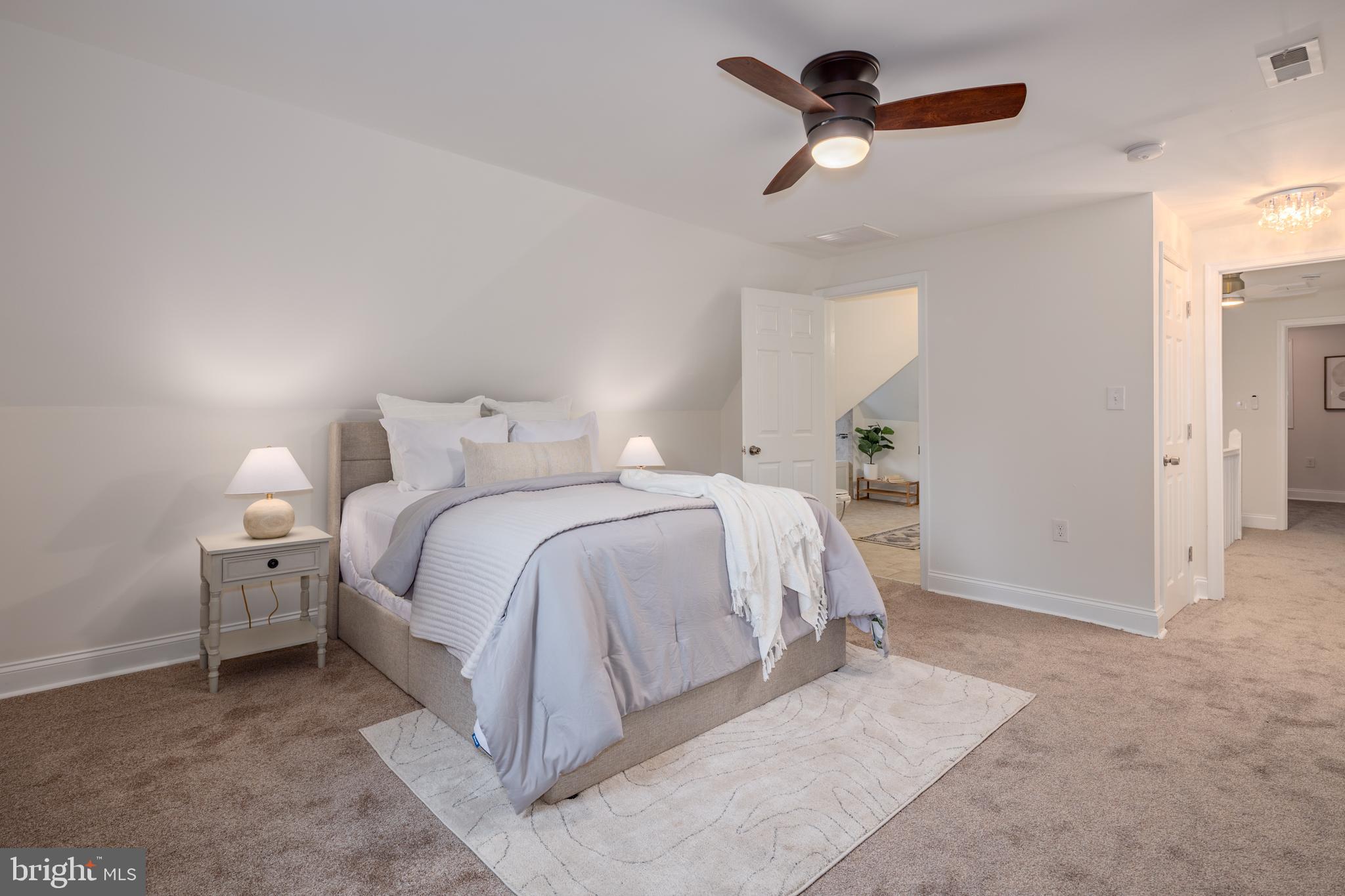 GLEN OAKS - Residential