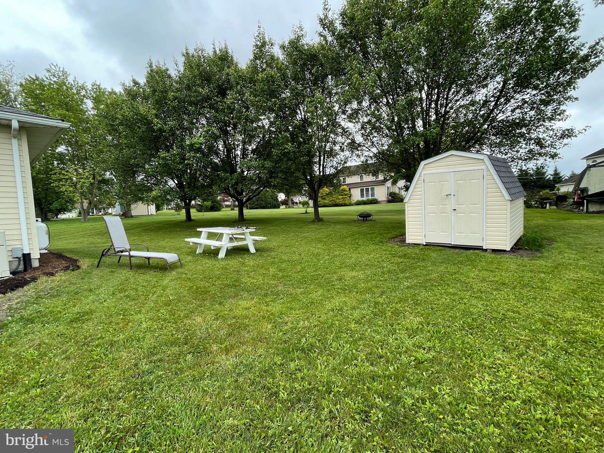 LAKE MEADE - Residential