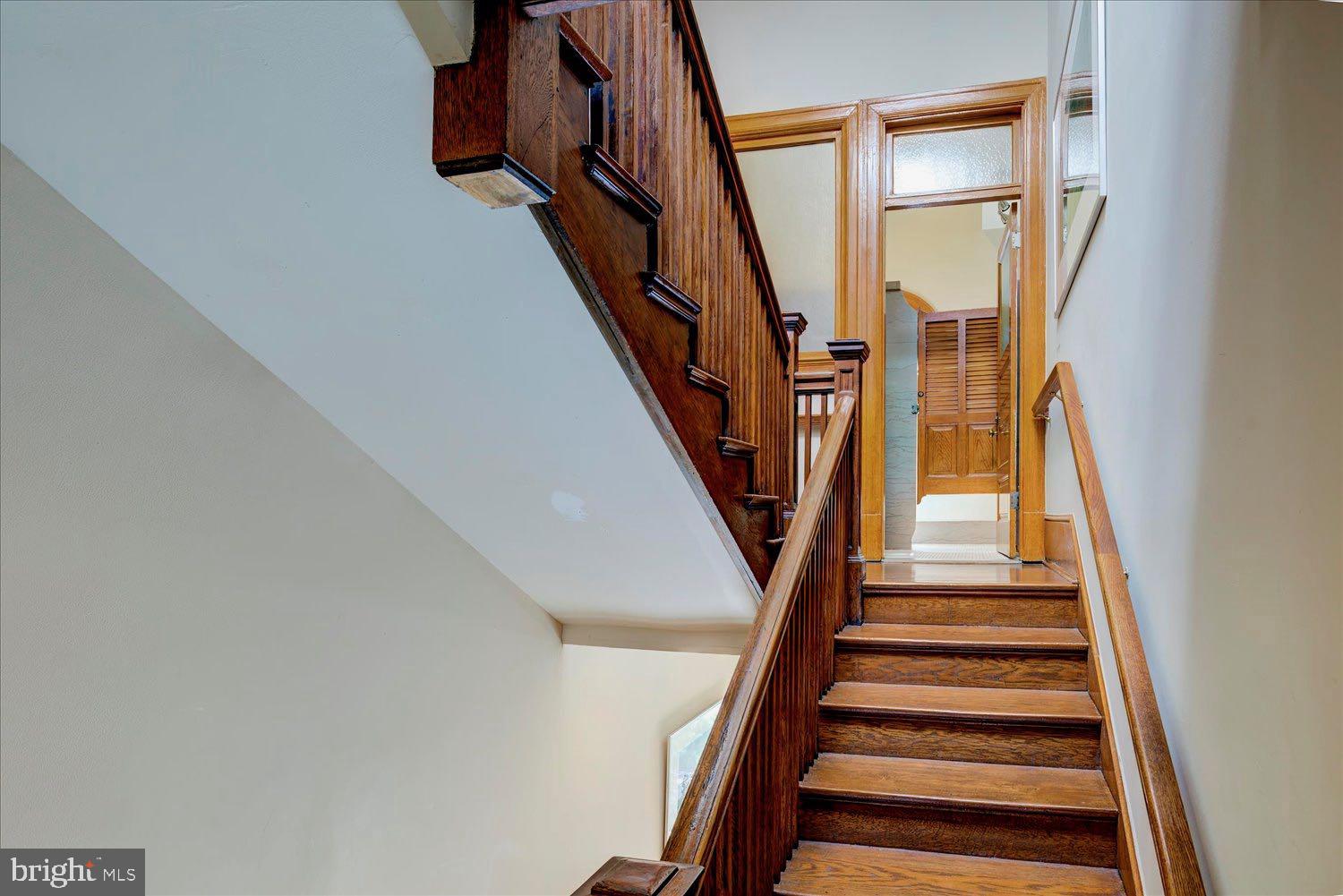 CAPITOL HILL - Residential