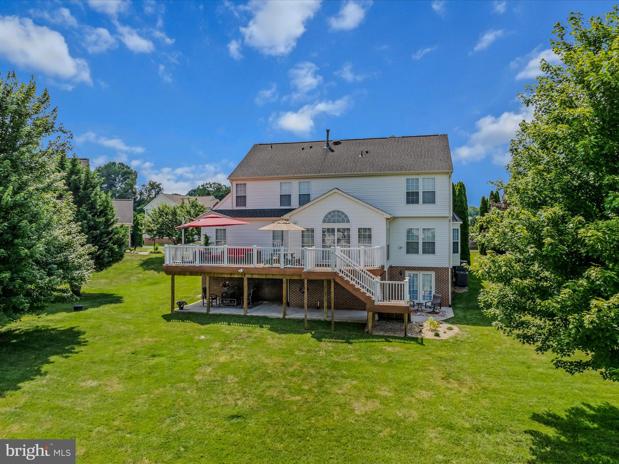 LOCUST HILL - Residential