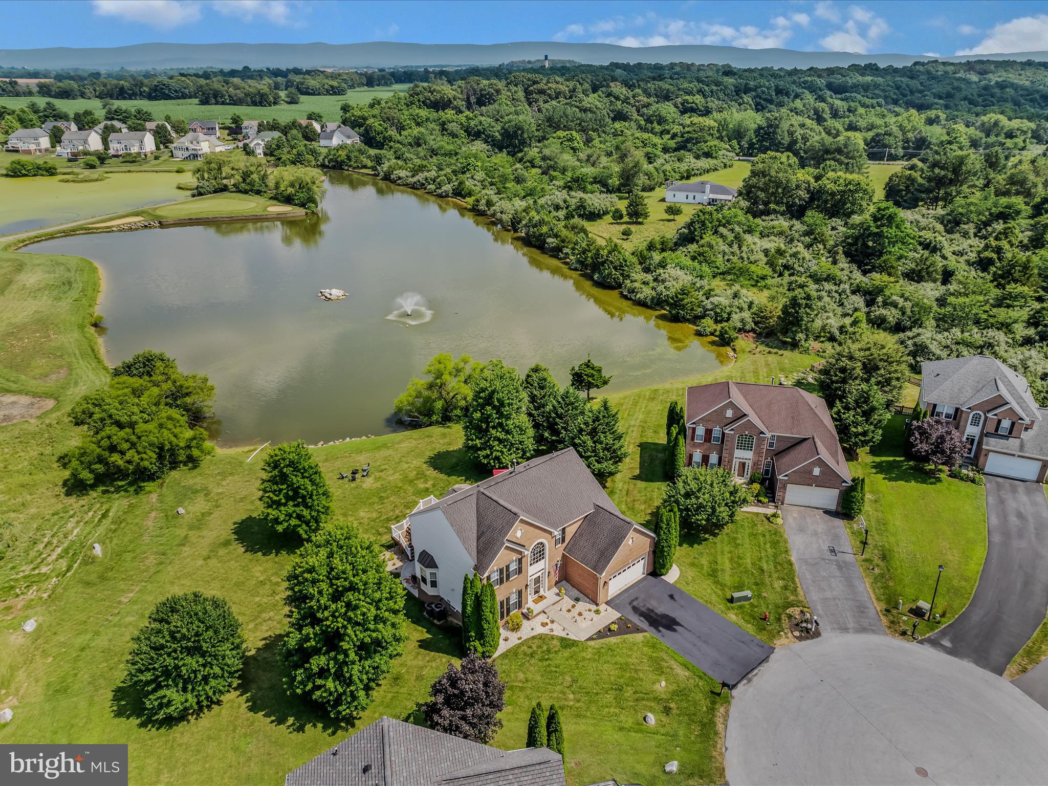 LOCUST HILL - Residential