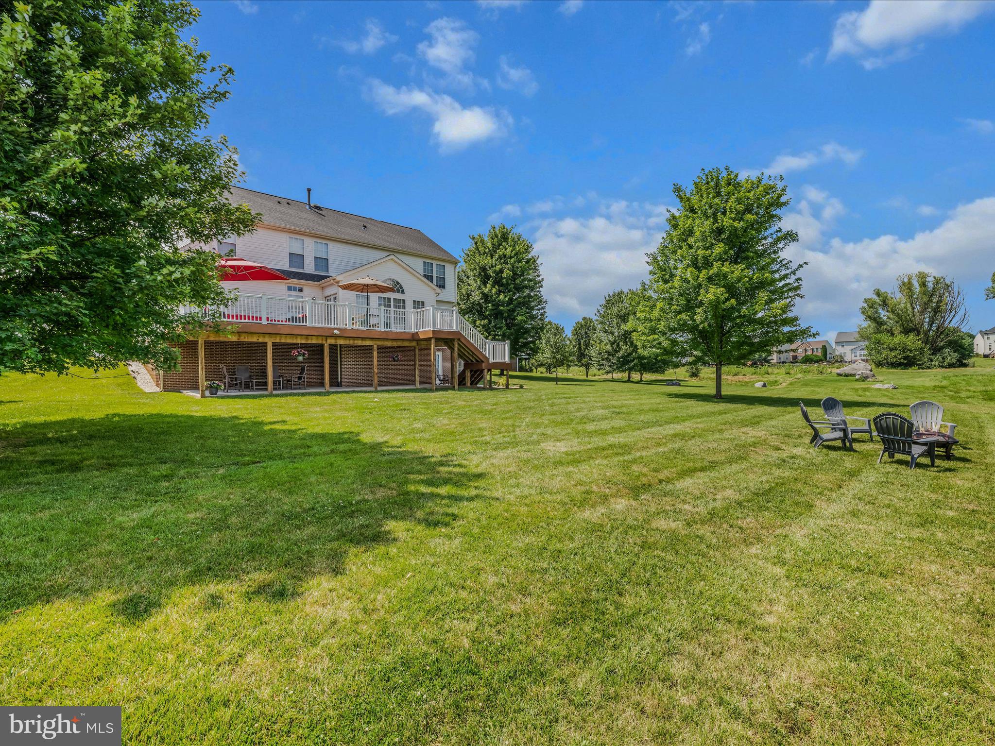 LOCUST HILL - Residential