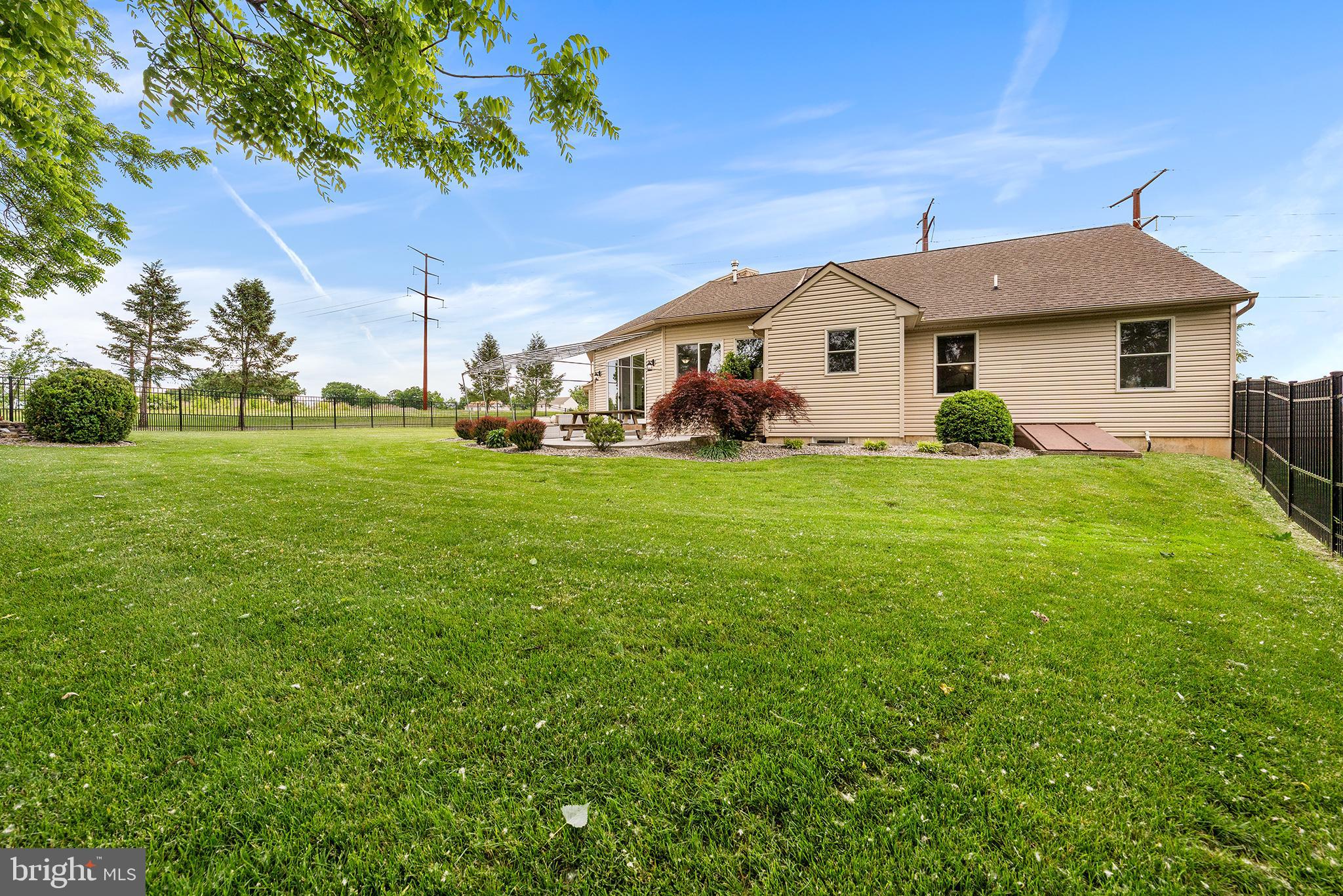 HARVEST FIELDS - Residential