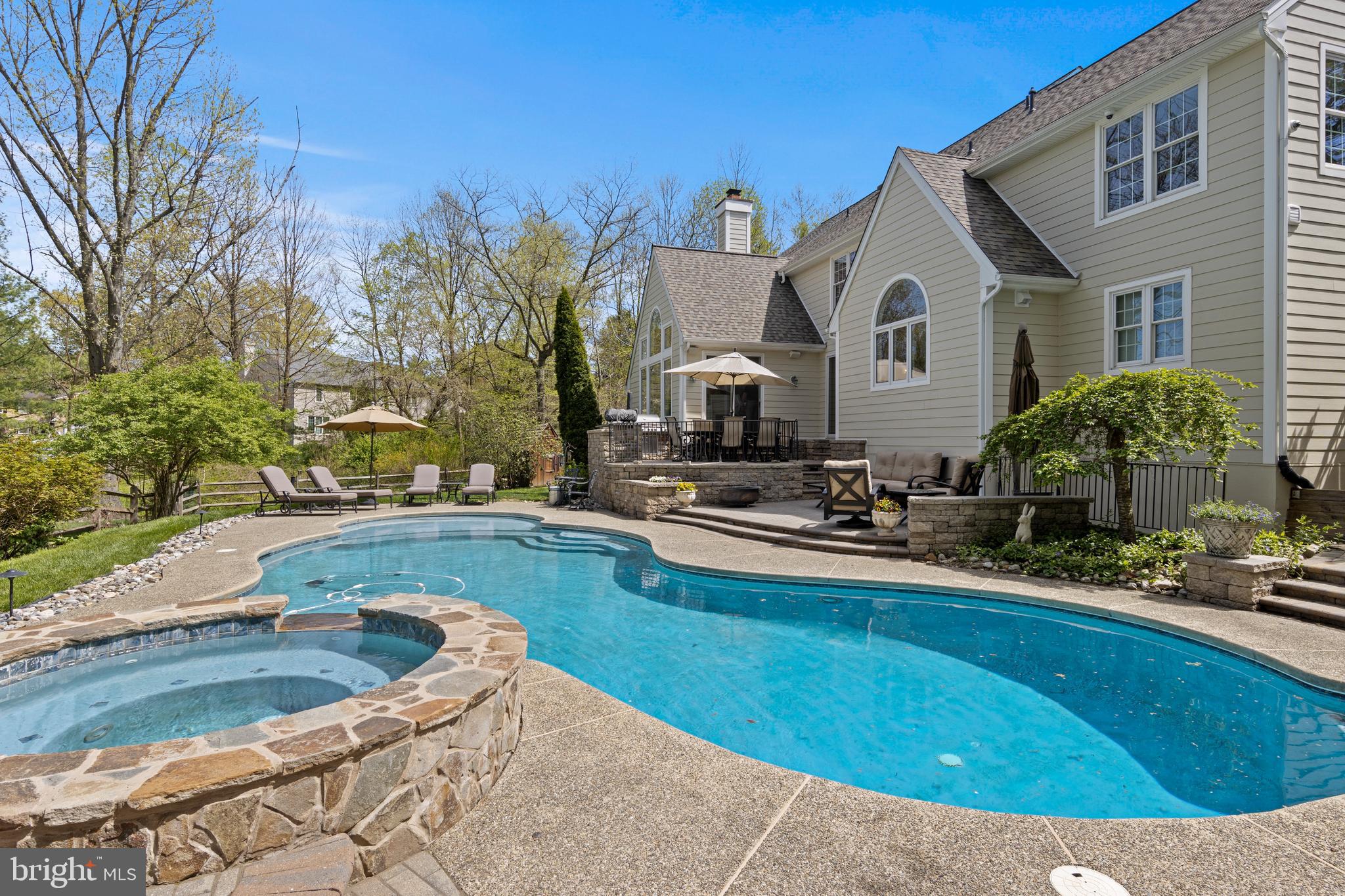 TREYBURN - Residential
