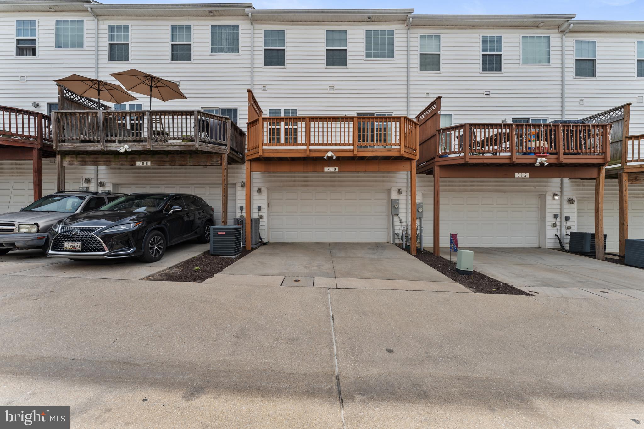 CAMDEN CROSSING - Residential