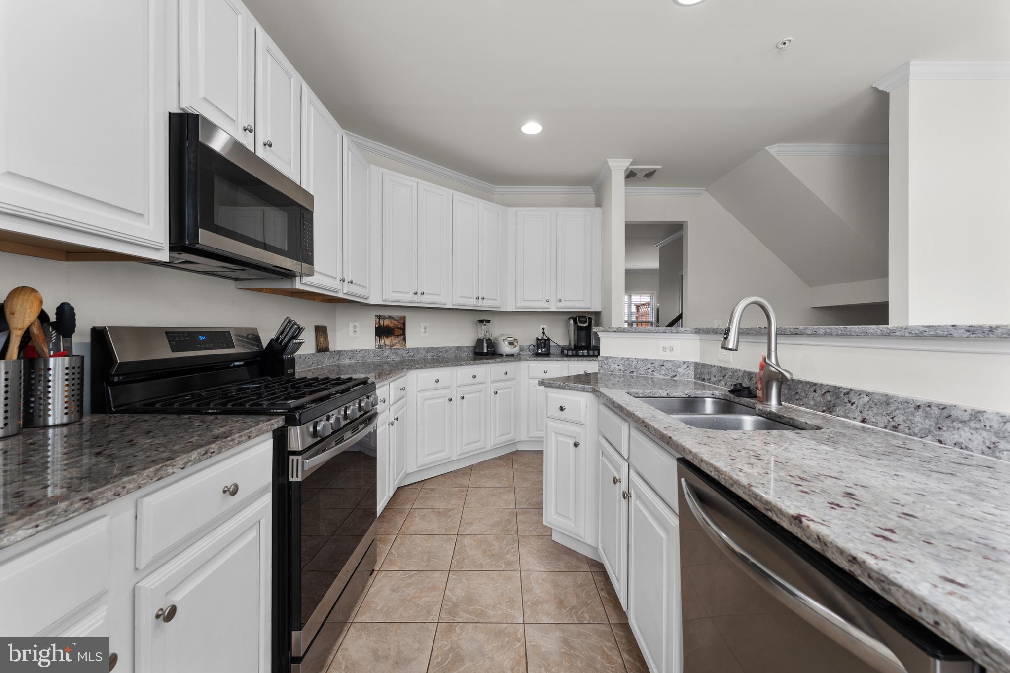CAMDEN CROSSING - Residential