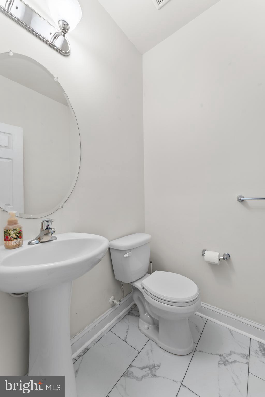 CAMDEN CROSSING - Residential