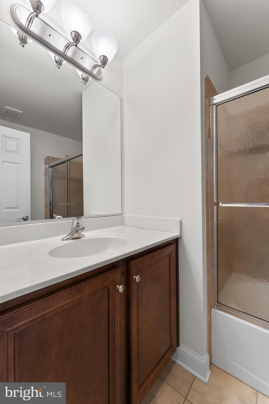 CAMDEN CROSSING - Residential