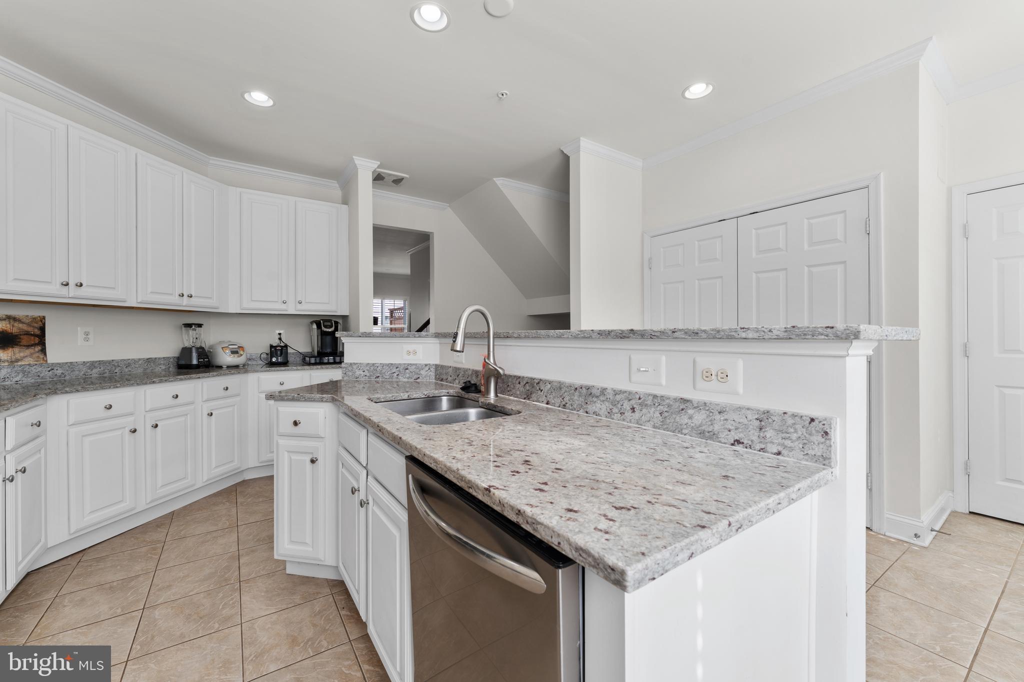 CAMDEN CROSSING - Residential