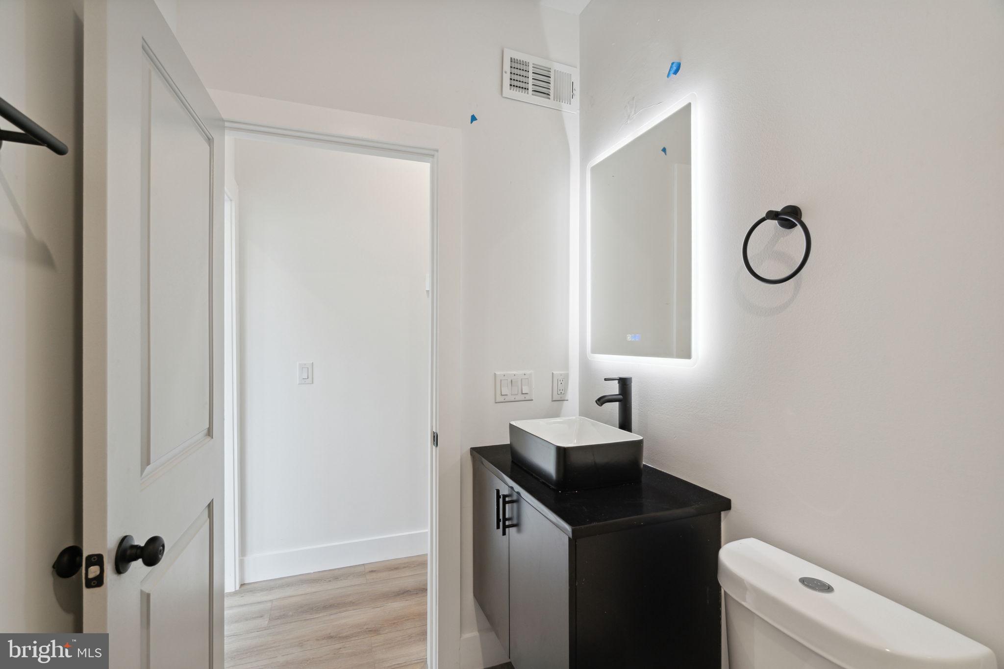 WEST KENSINGTON - Residential Income