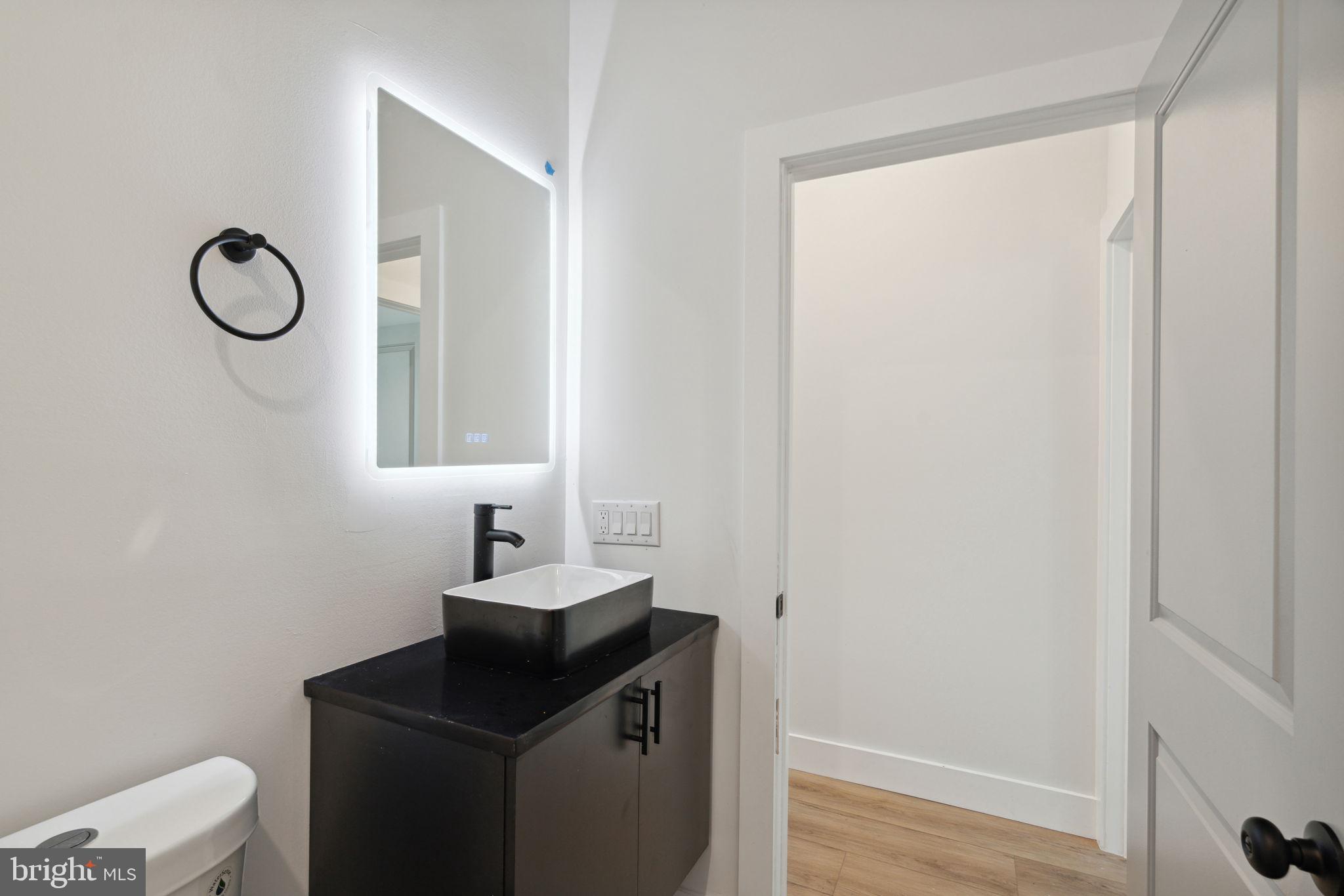 WEST KENSINGTON - Residential Income