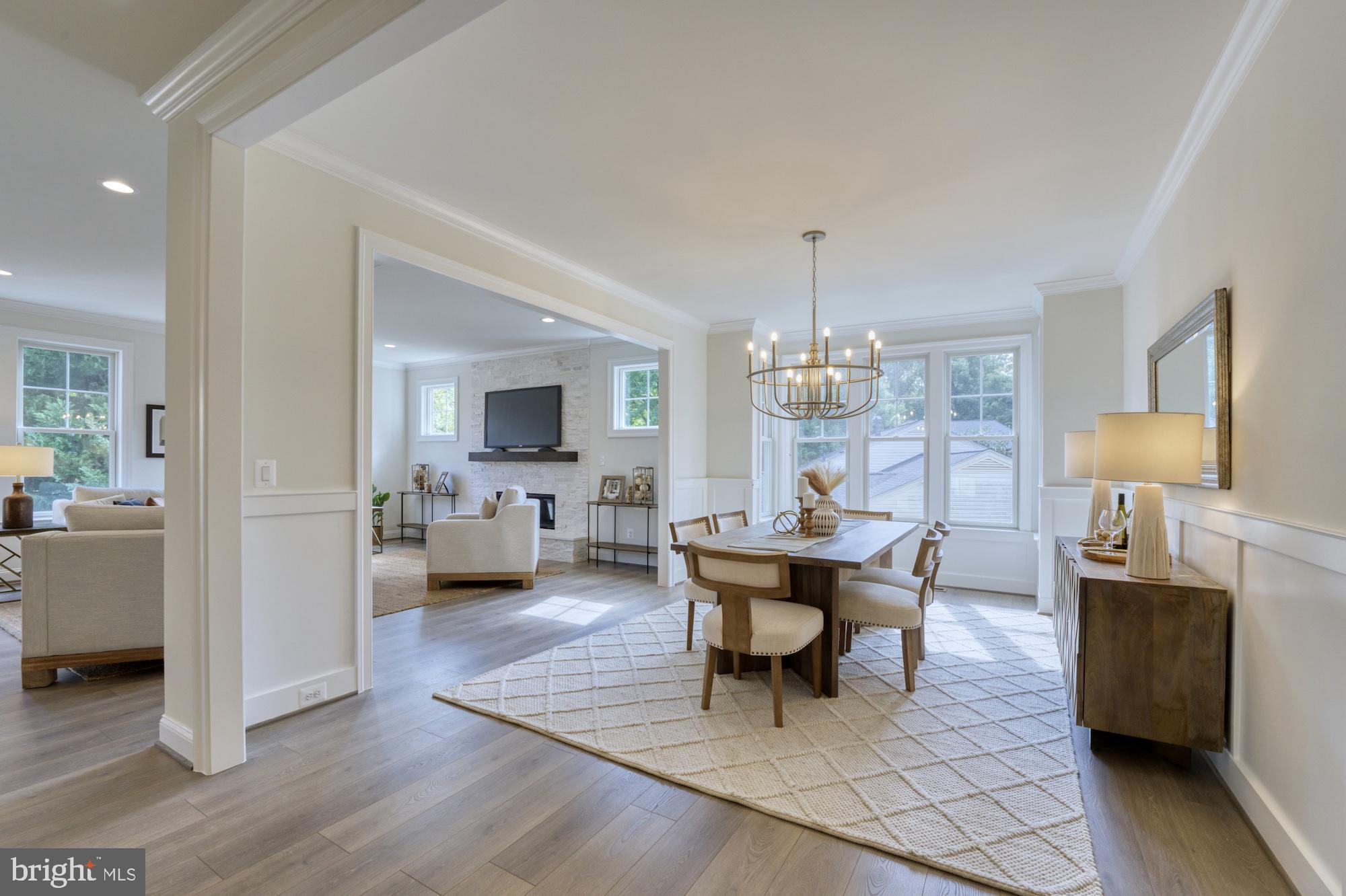 MCLEAN ESTATES - Residential
