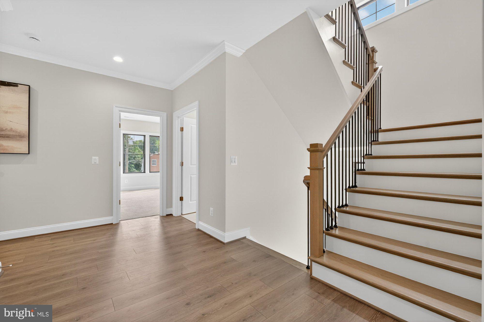 VIENNA HILLS - Residential