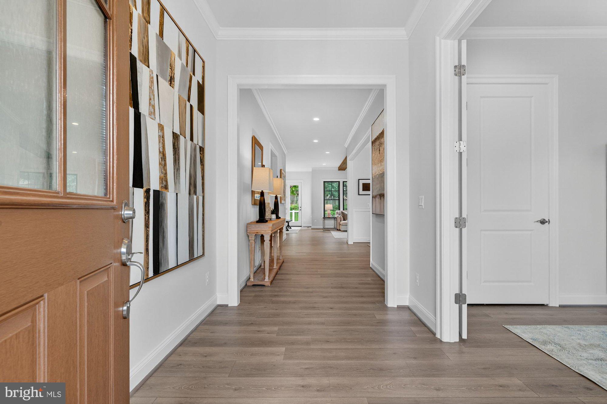 VIENNA HILLS - Residential