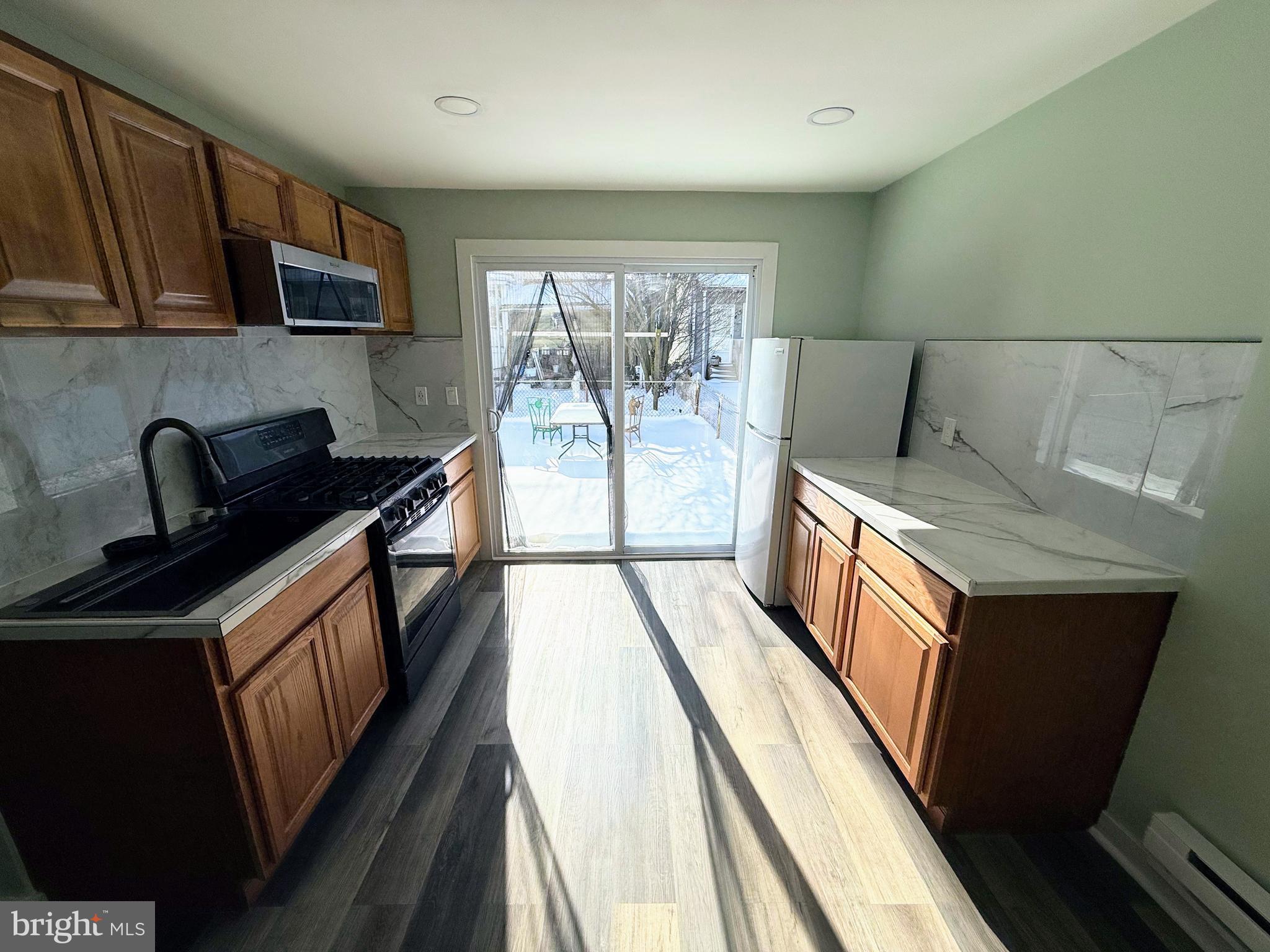 NONE AVAILABEL - Residential