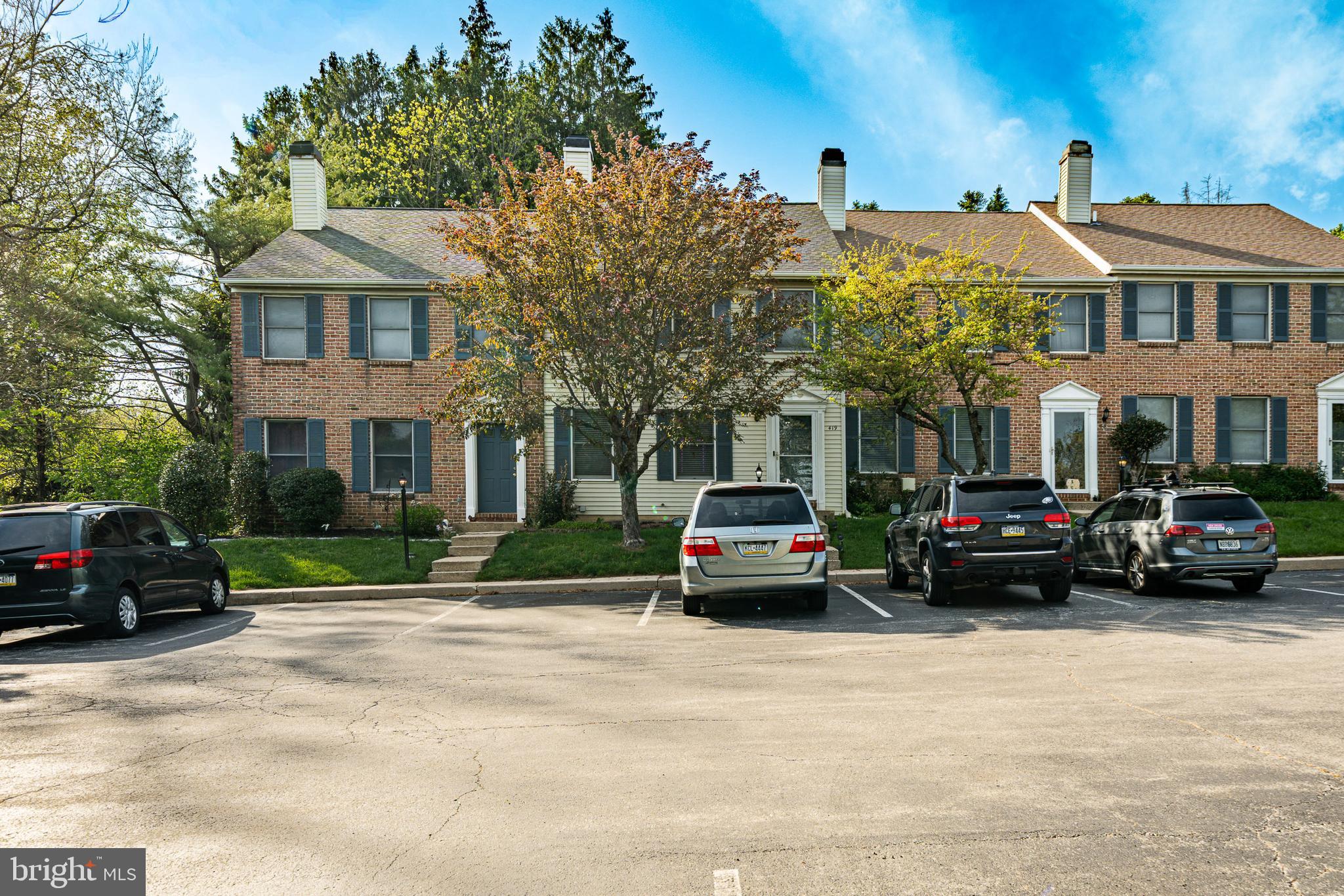 HOLLYTREE ESTS - Residential