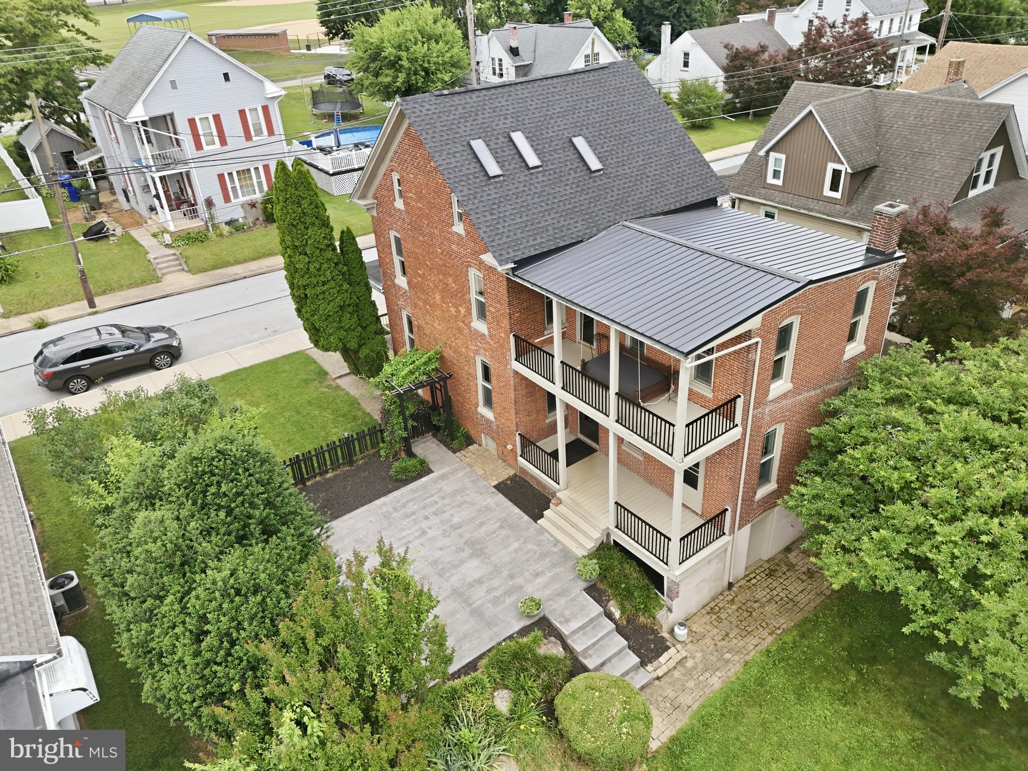 DALLASTOWN BORO - Residential