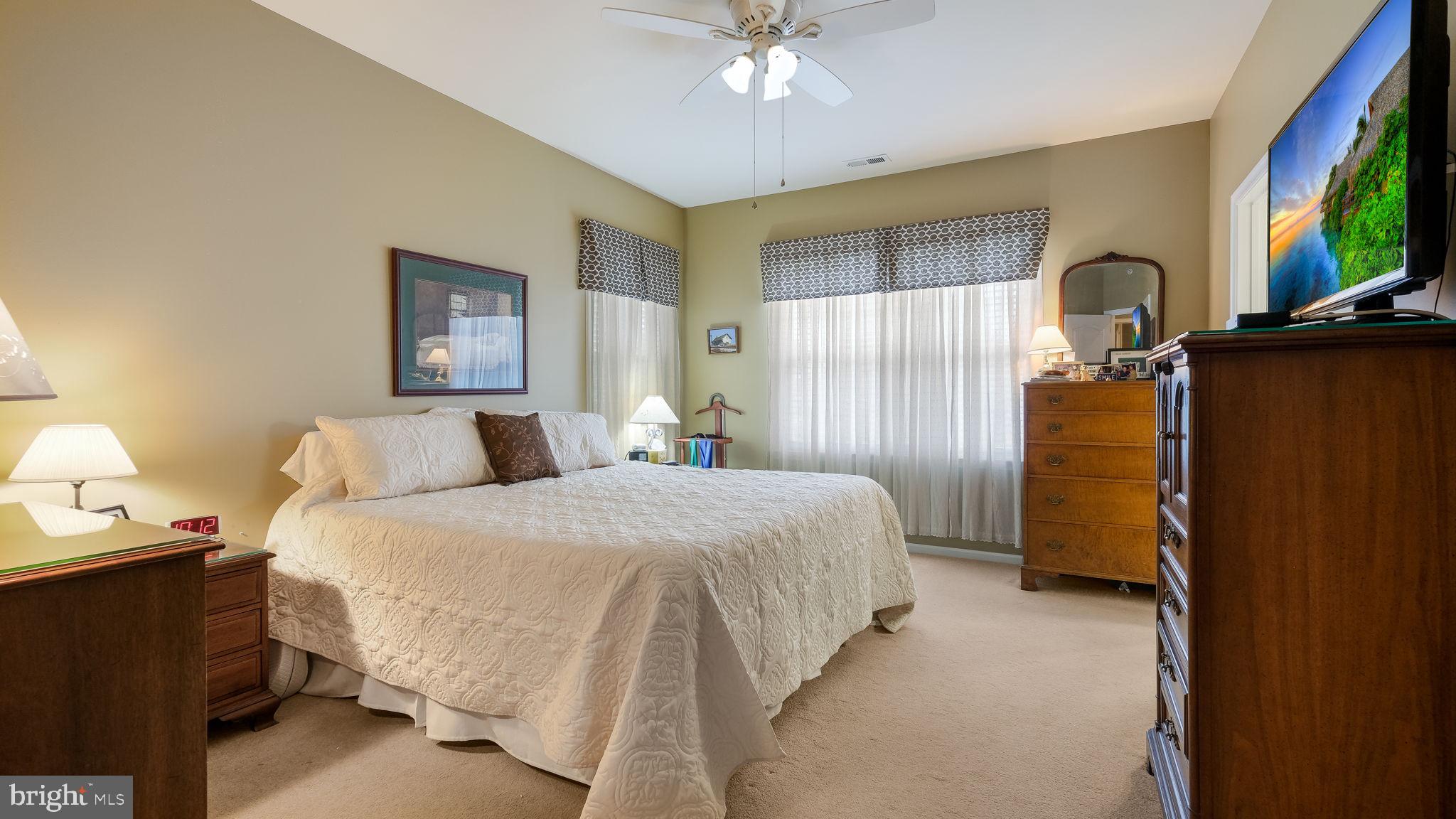 LEGACY OAKS - Residential