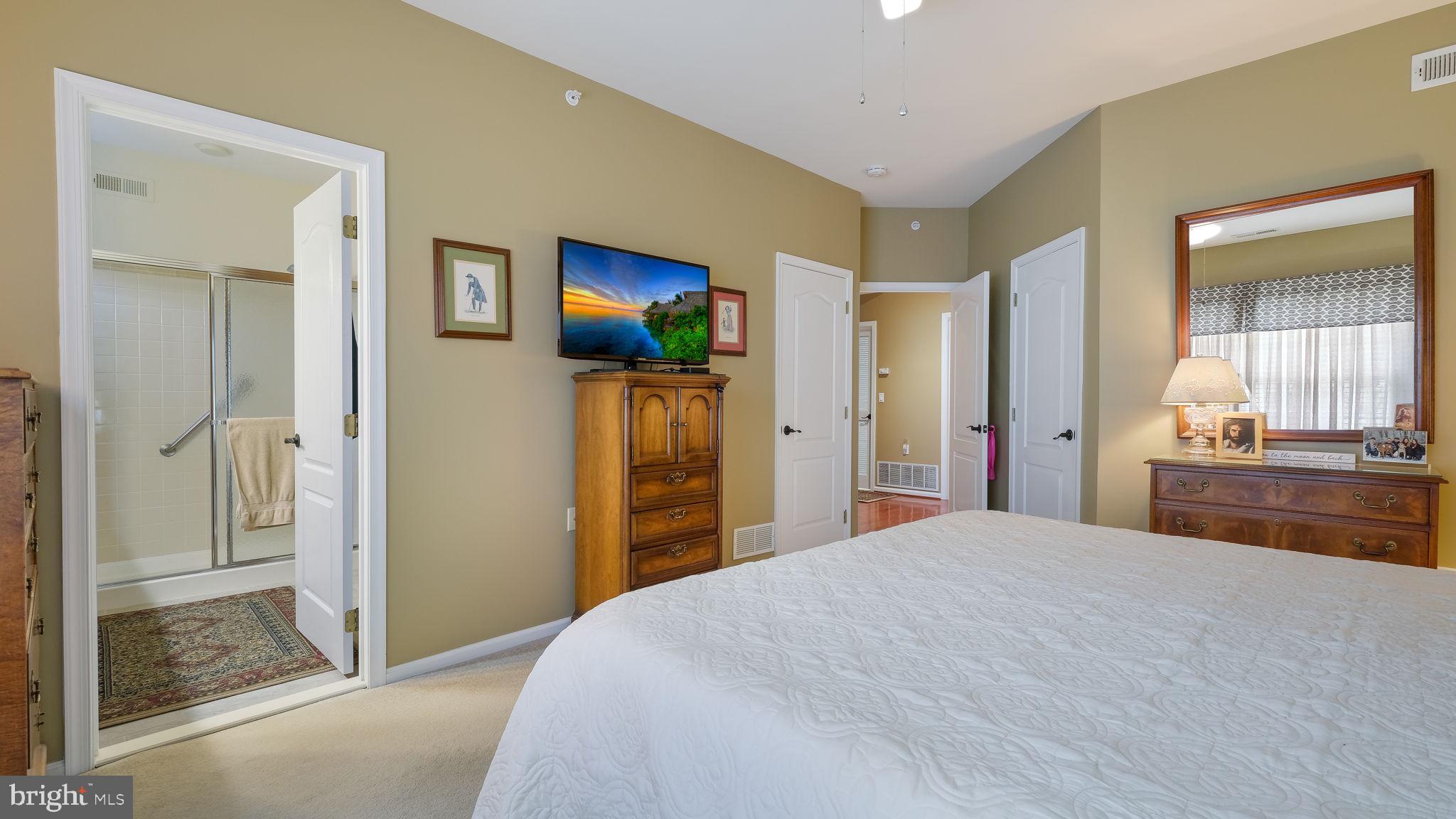 LEGACY OAKS - Residential
