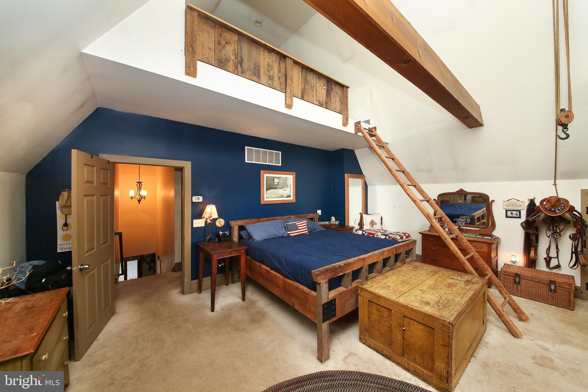 SPRING MOUNT - Residential