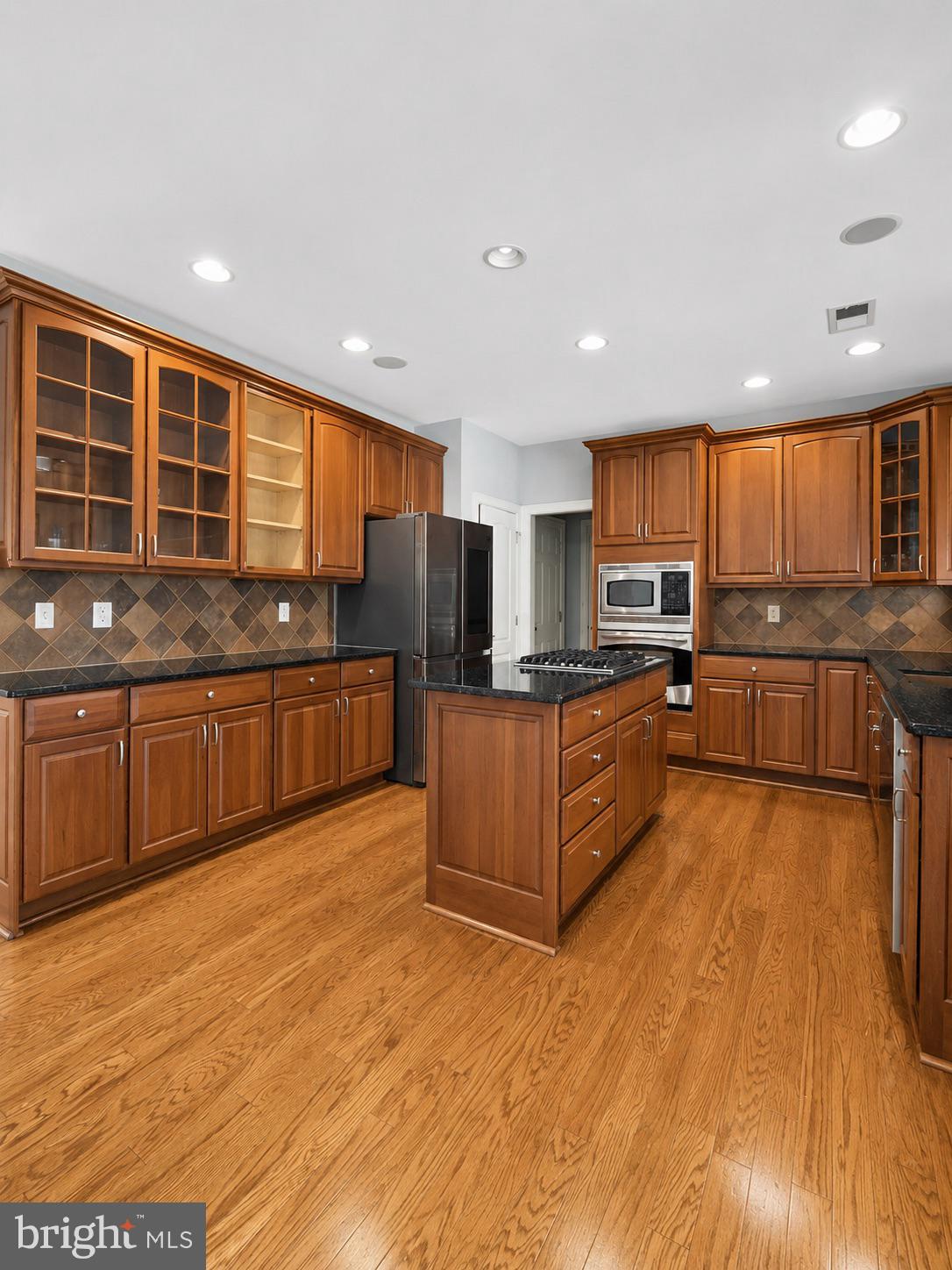 LOUDOUN VALLEY ESTATES 2 - Residential