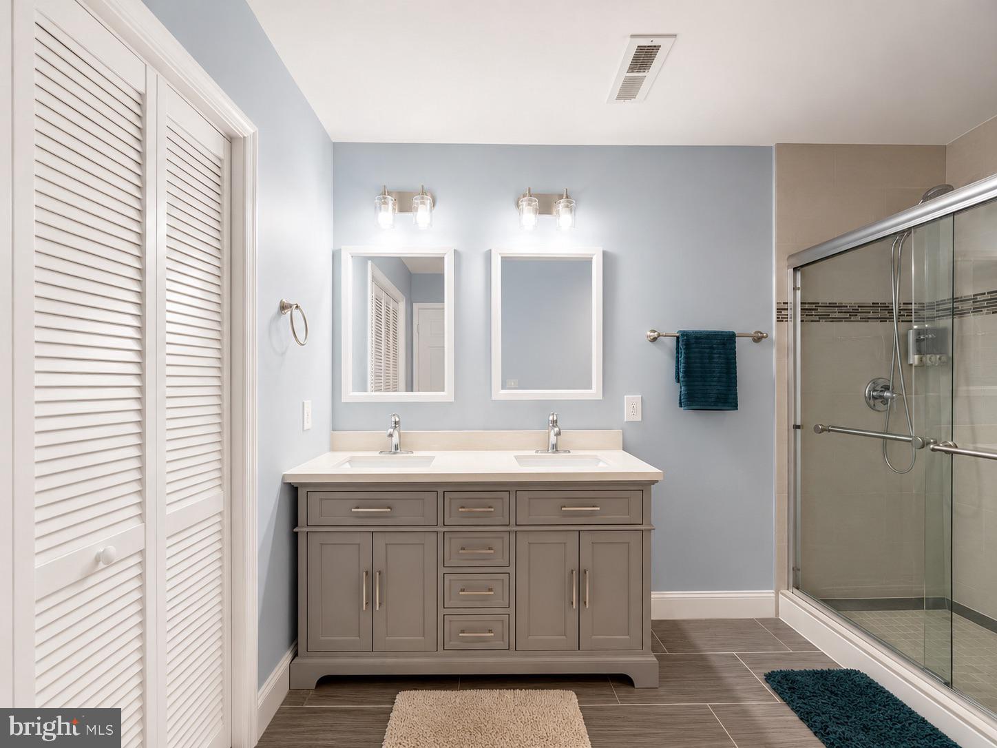 LOUDOUN VALLEY ESTATES 2 - Residential