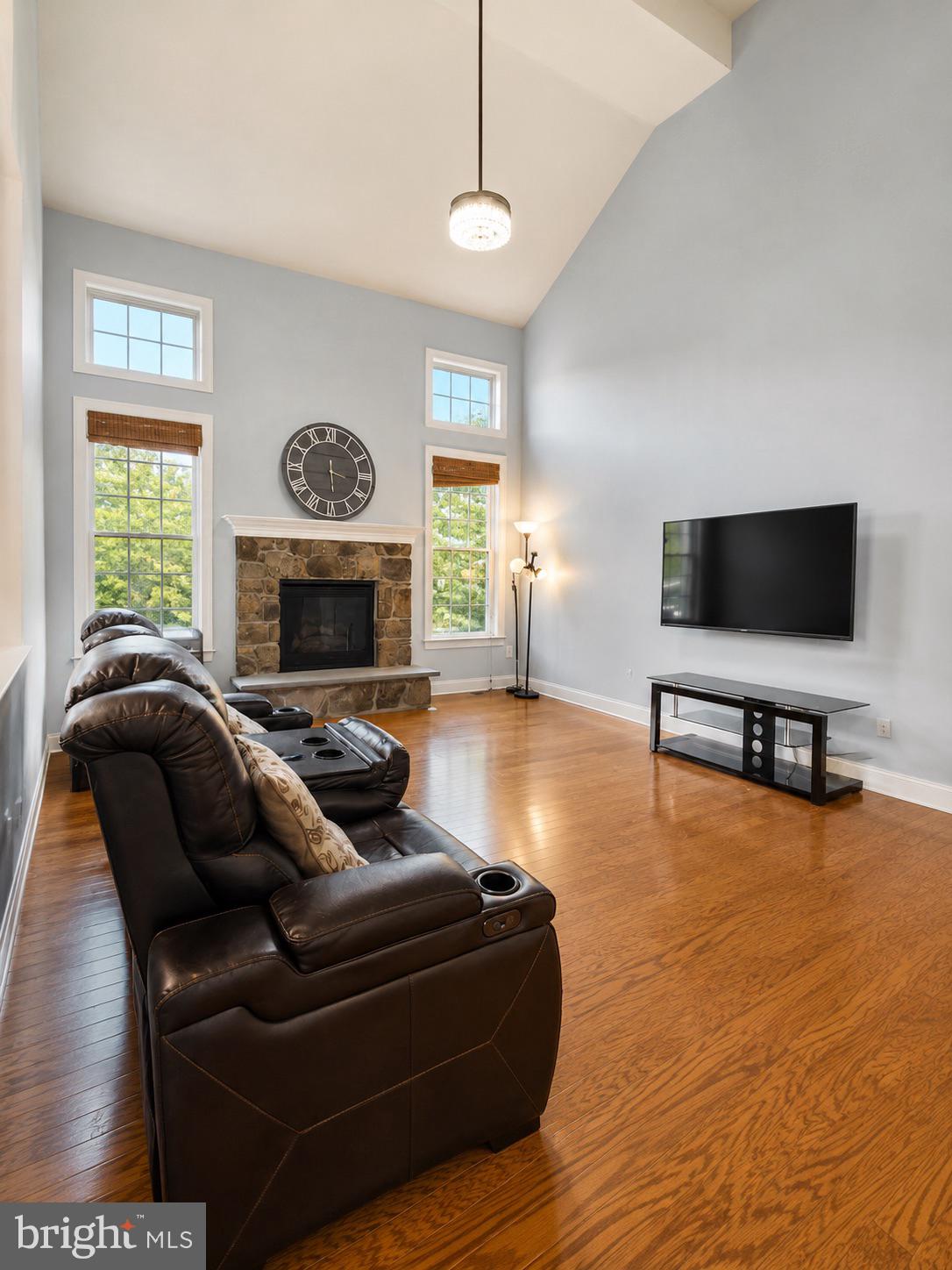 LOUDOUN VALLEY ESTATES 2 - Residential