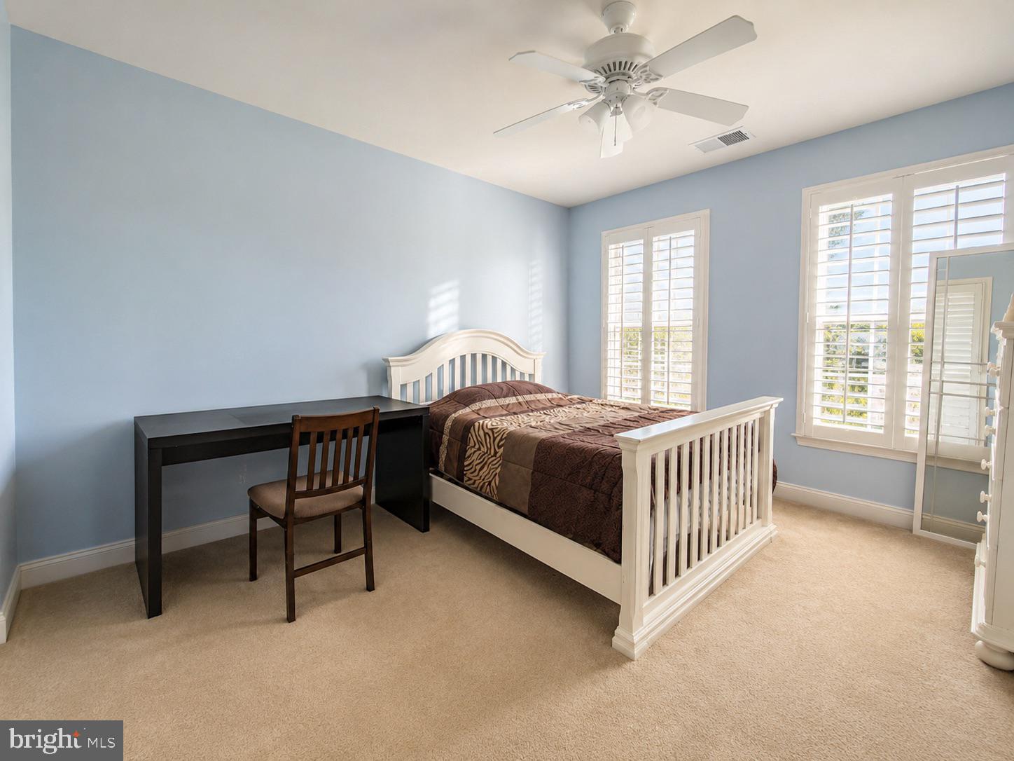 LOUDOUN VALLEY ESTATES 2 - Residential