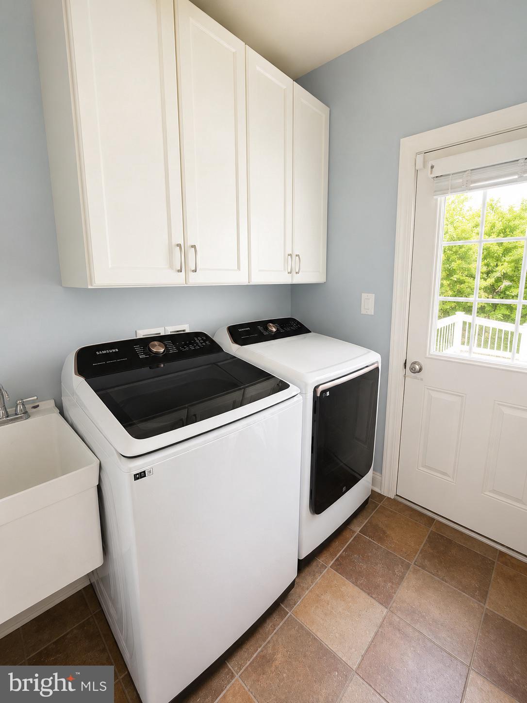 LOUDOUN VALLEY ESTATES 2 - Residential
