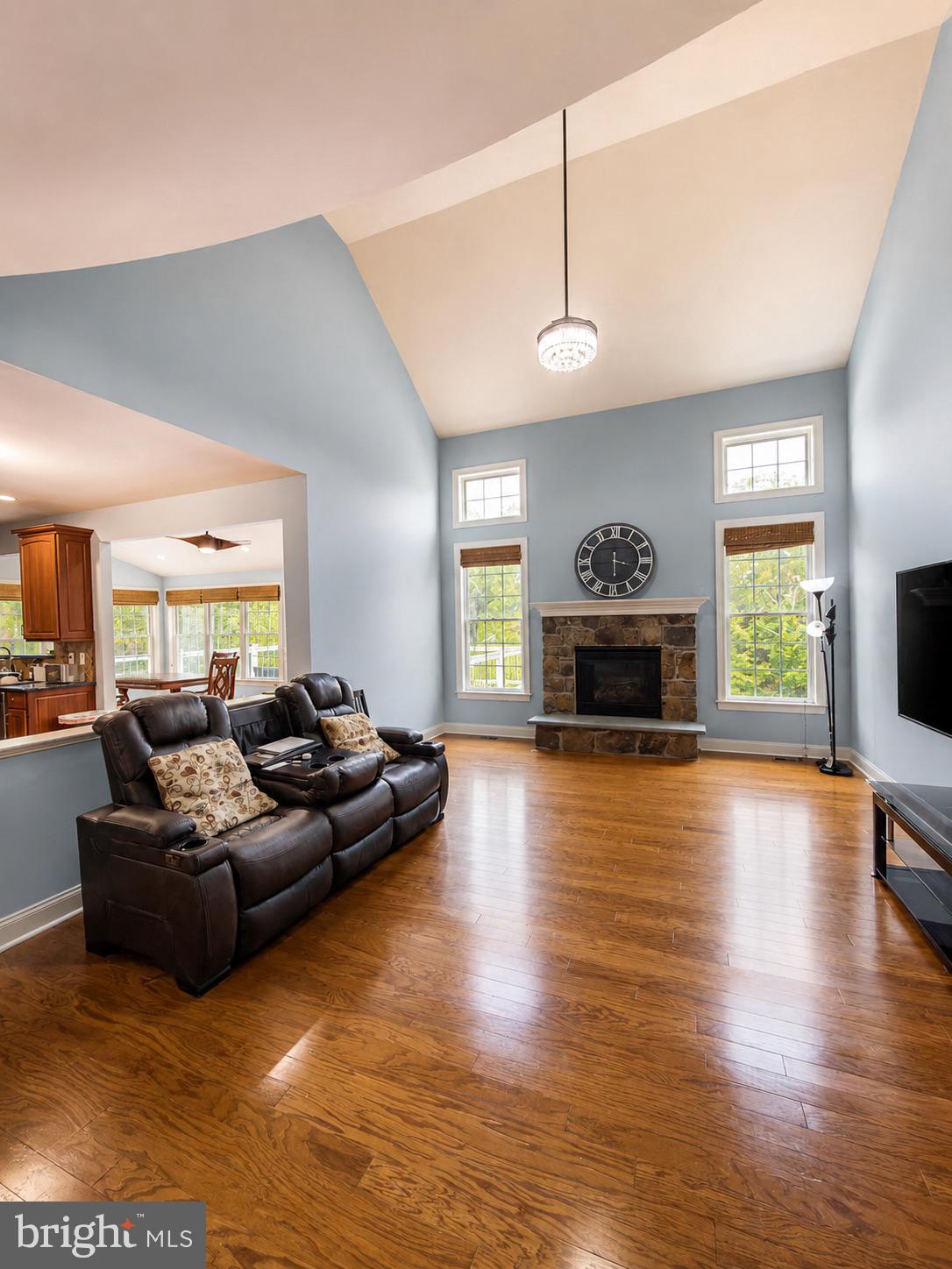 LOUDOUN VALLEY ESTATES 2 - Residential